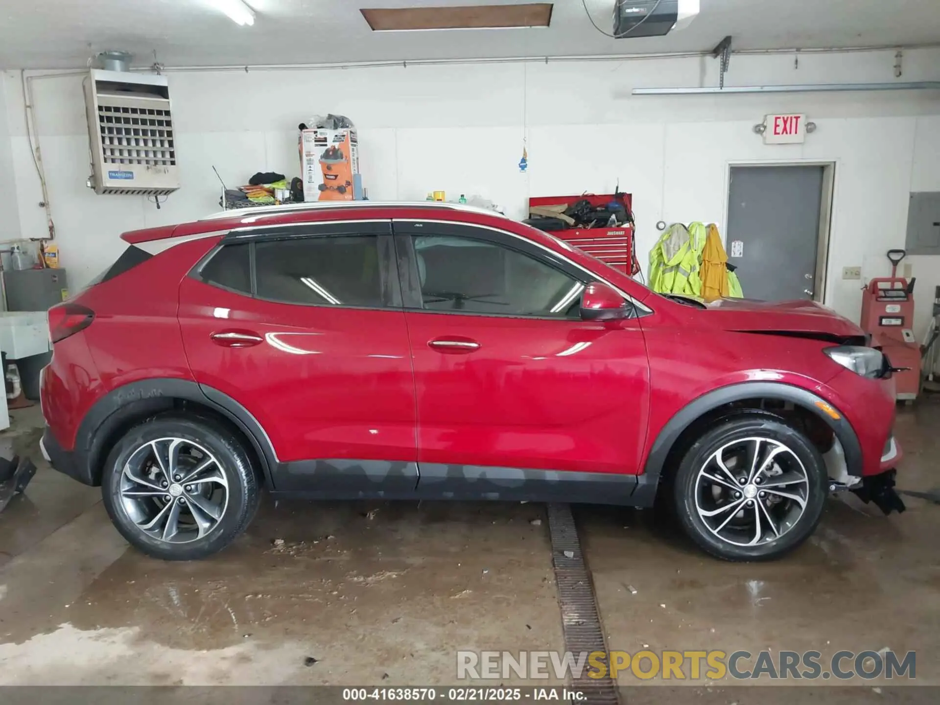 14 fotografías del automóvil dañado KL4MMDS29MB136448 BUICK ENCORE GX 2021