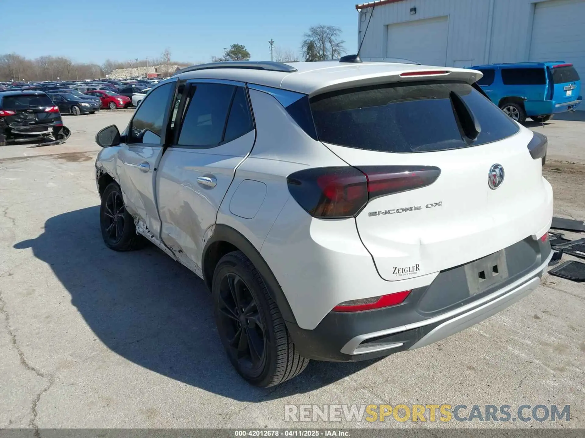 3 fotografías del automóvil dañado KL4MMDSL0MB045027 BUICK ENCORE GX 2021