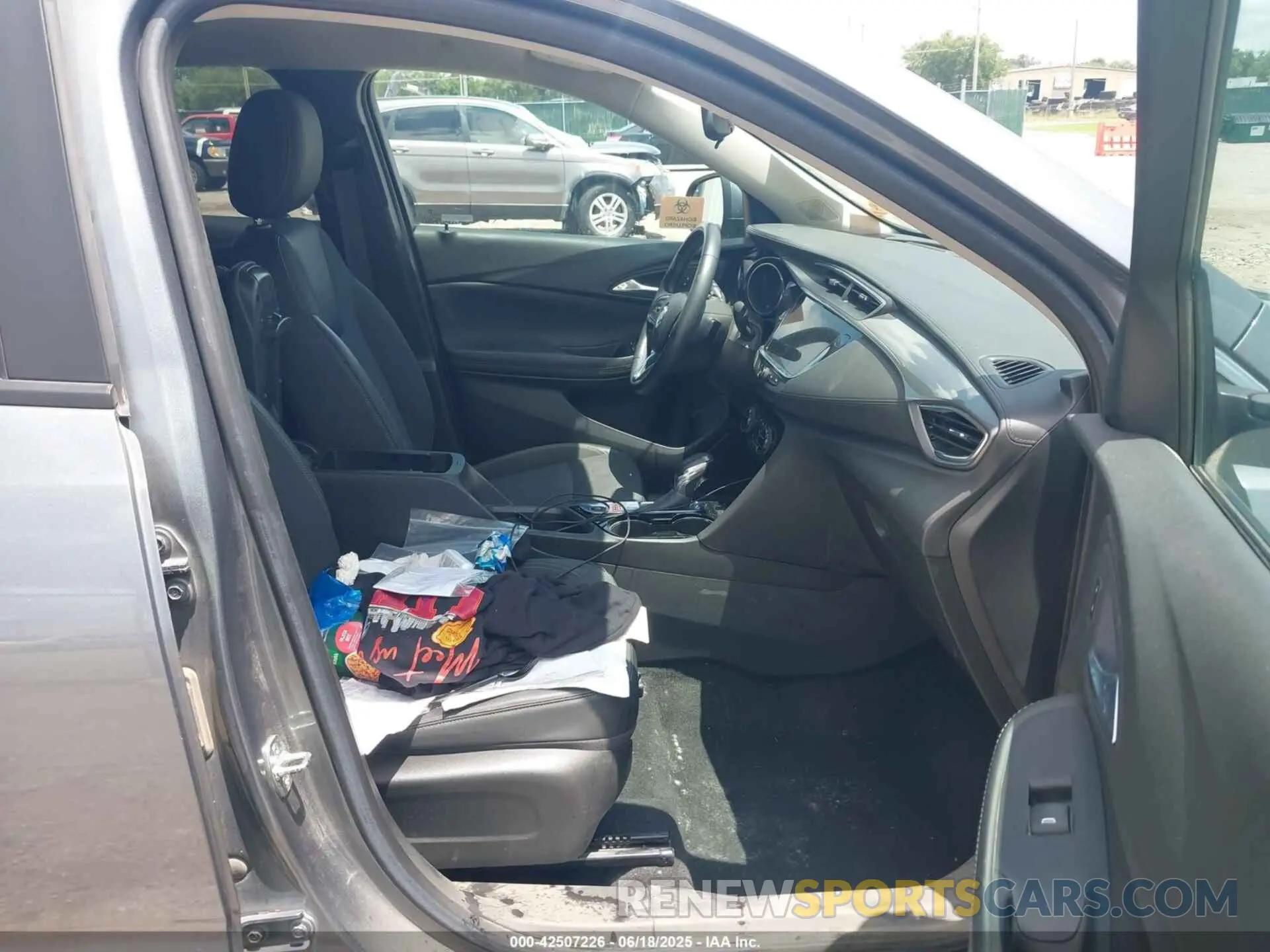 5 fotografías del automóvil dañado KL4MMDSL0MB179357 BUICK ENCORE GX 2021