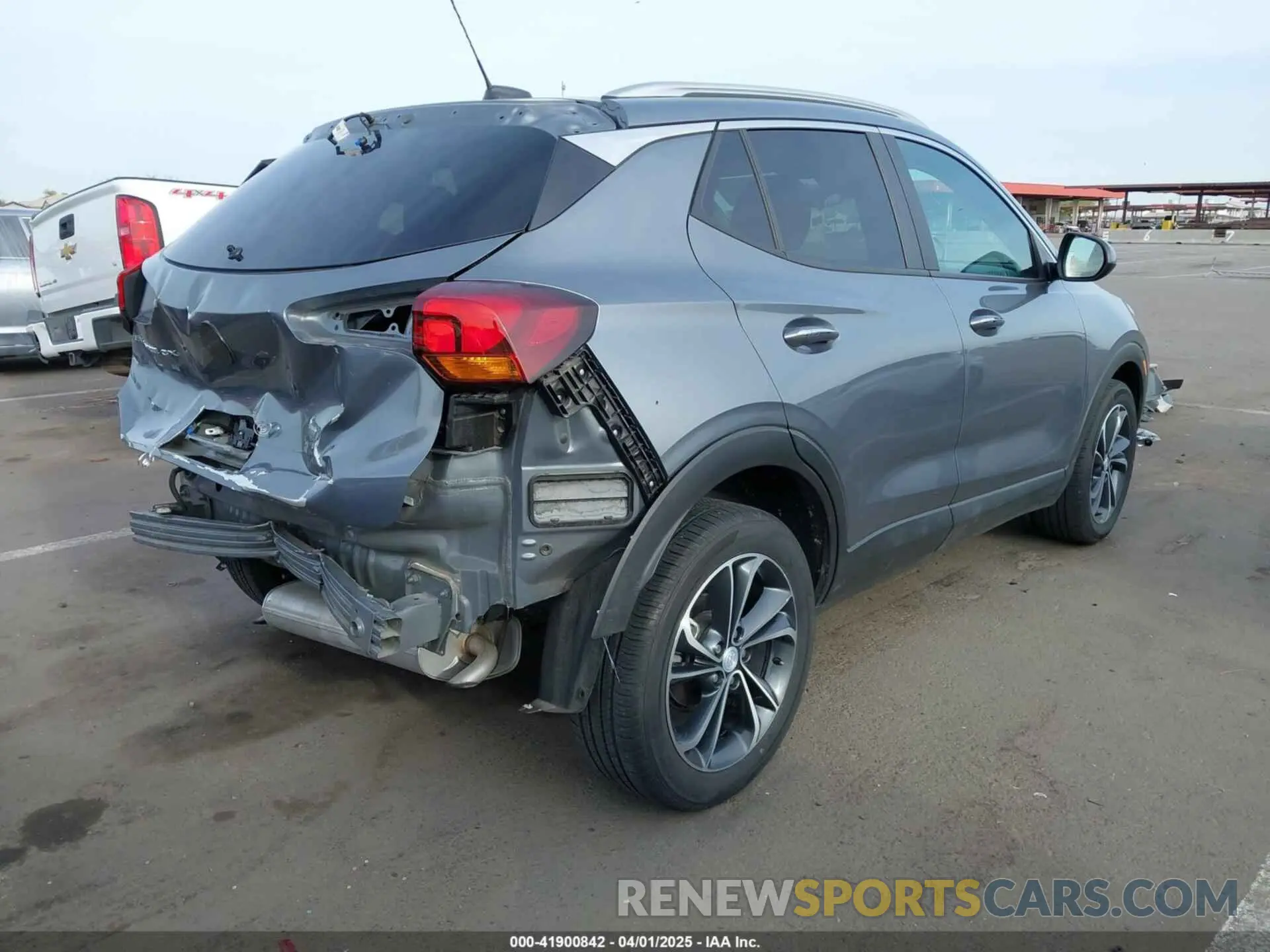 4 fotografías del automóvil dañado KL4MMDSL3MB066146 BUICK ENCORE GX 2021