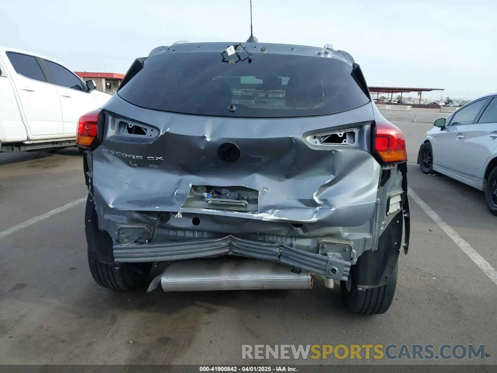6 fotografías del automóvil dañado KL4MMDSL3MB066146 BUICK ENCORE GX 2021