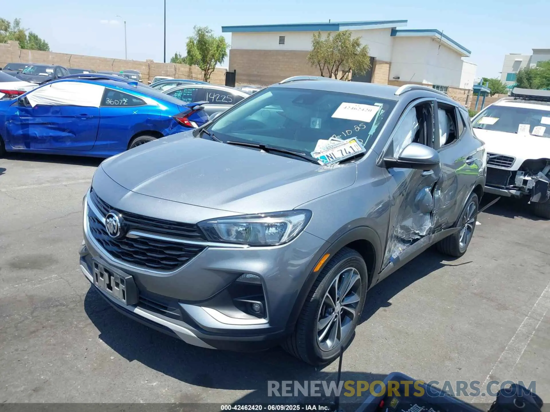 2 fotografías del automóvil dañado KL4MMDSL7MB168288 BUICK ENCORE GX 2021