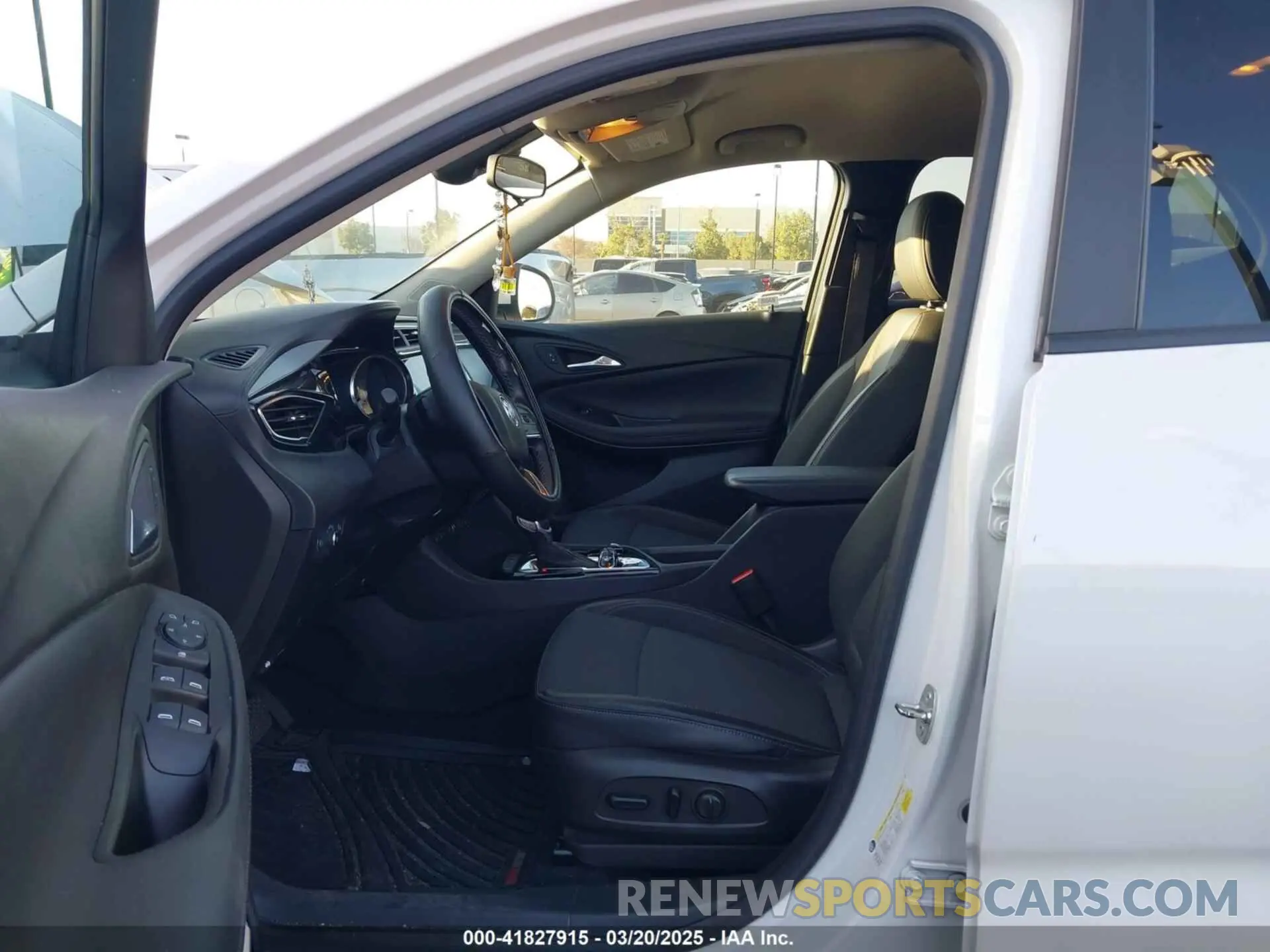 5 fotografías del automóvil dañado KL4MMDSL7MB178612 BUICK ENCORE GX 2021