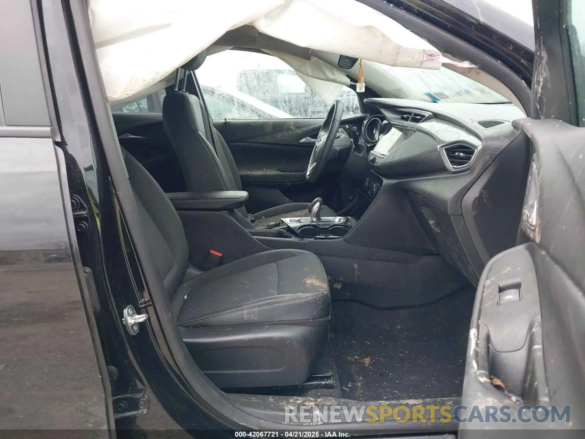 5 fotografías del automóvil dañado KL4MMESL1MB111199 BUICK ENCORE GX 2021