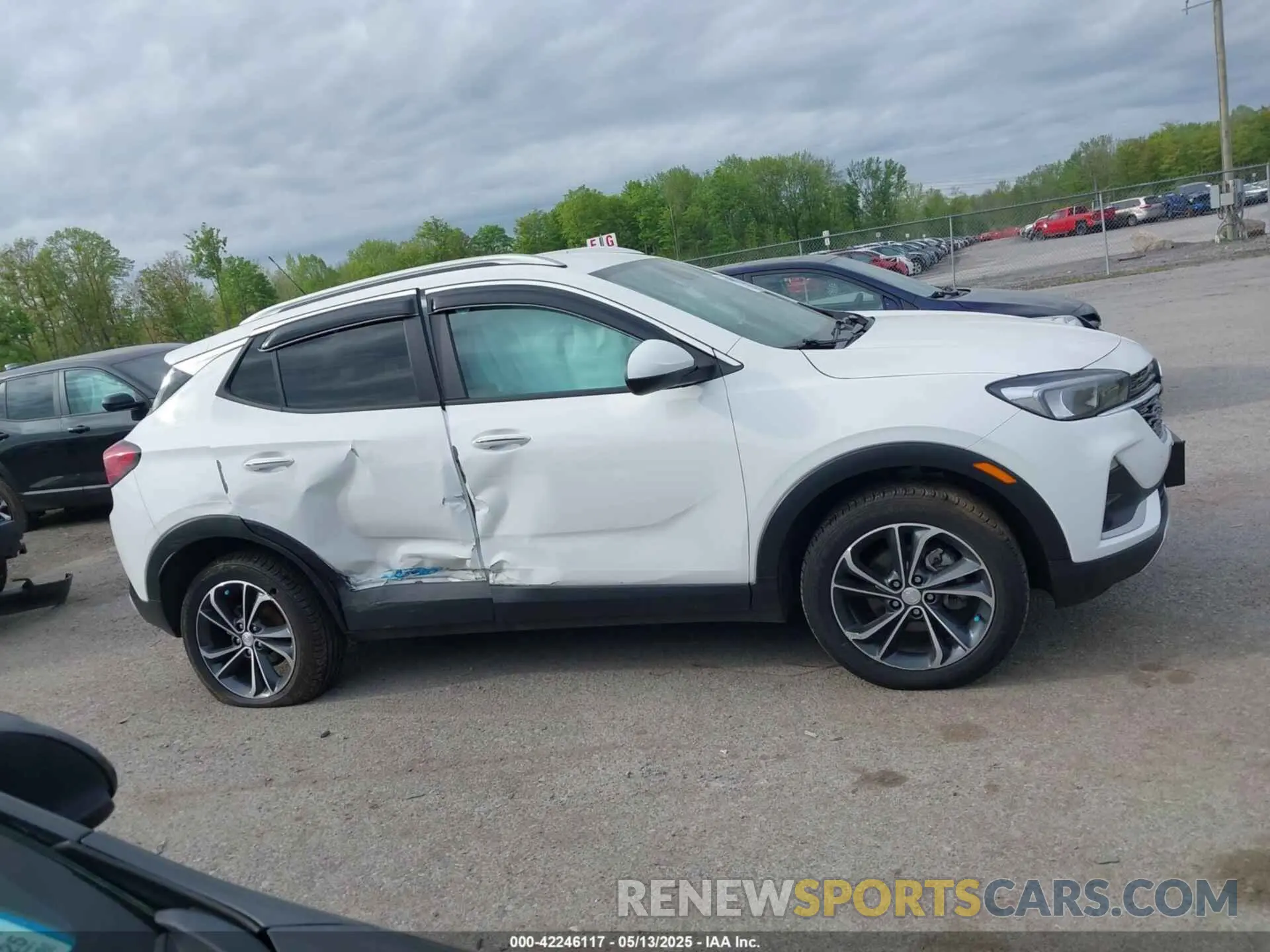 13 fotografías del automóvil dañado KL4MMESL4MB172854 BUICK ENCORE GX 2021