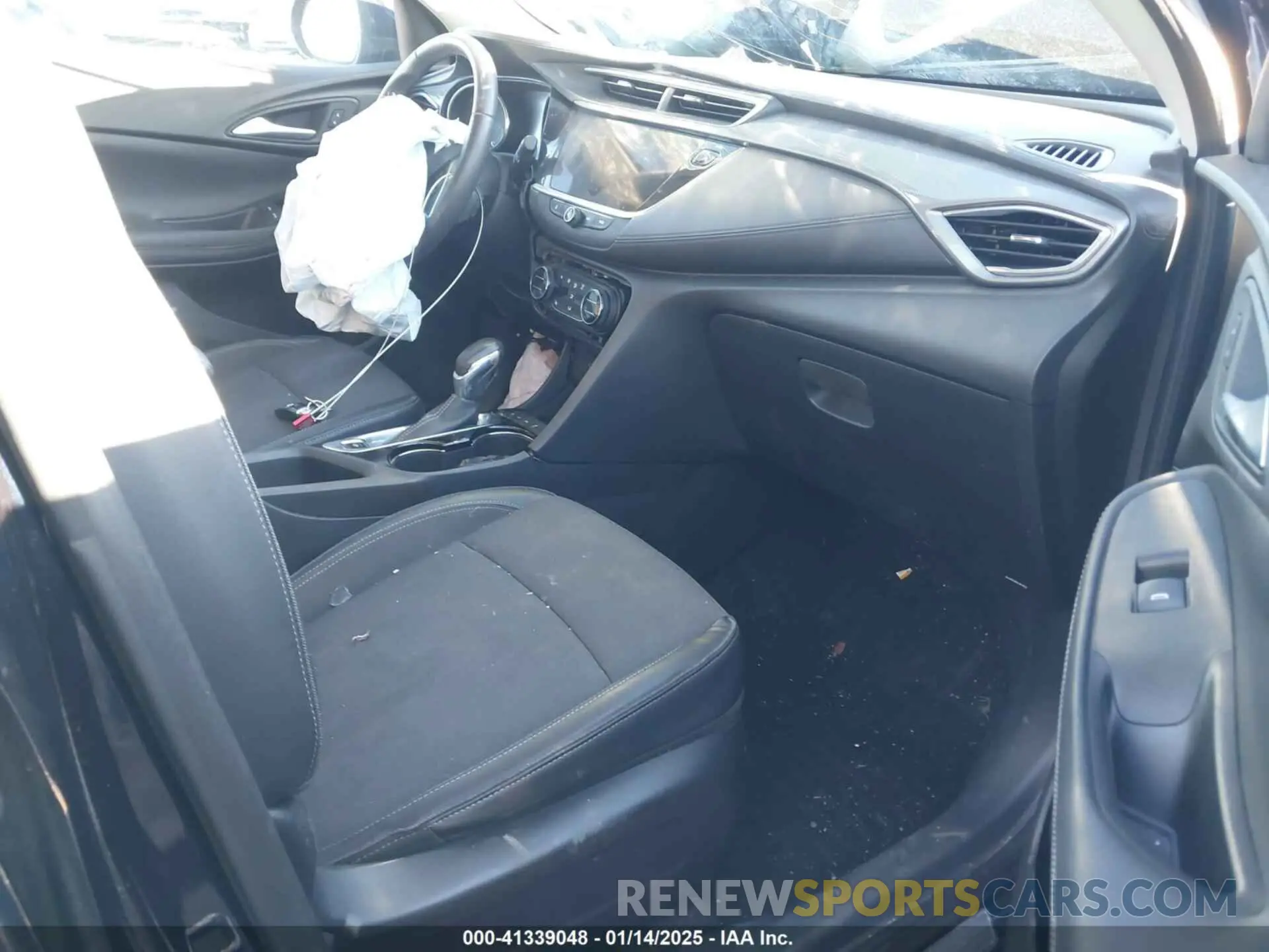 5 fotografías del automóvil dañado KL4MMESLXMB108110 BUICK ENCORE GX 2021