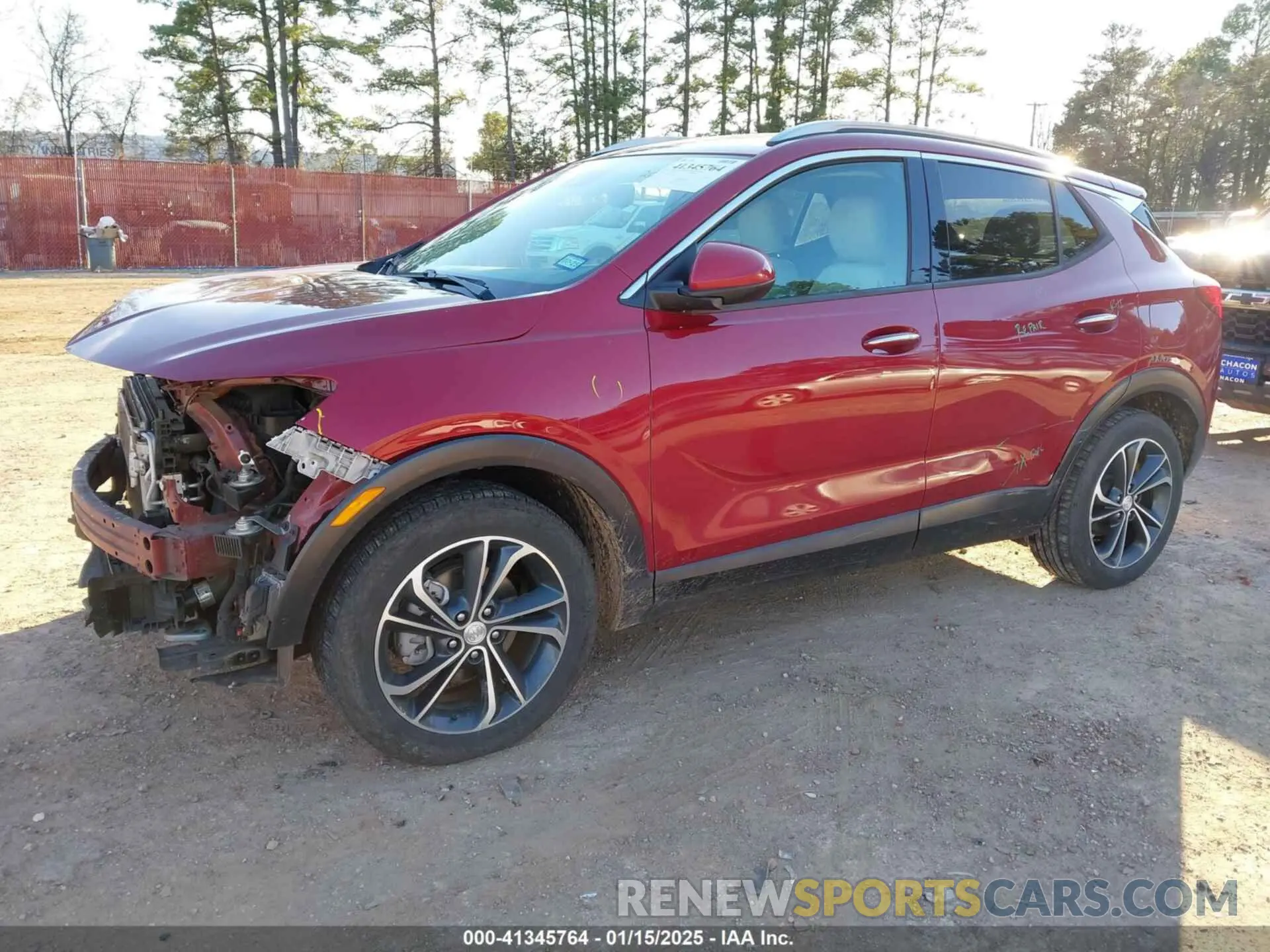 2 fotografías del automóvil dañado KL4MMFSL3MB048810 BUICK ENCORE GX 2021