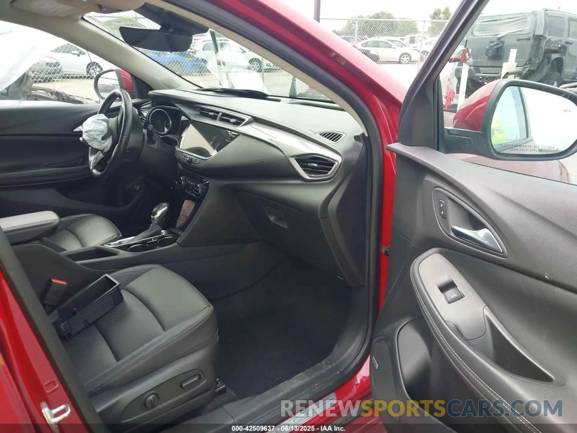 5 fotografías del automóvil dañado KL4MMGSL5MB099330 BUICK ENCORE GX 2021