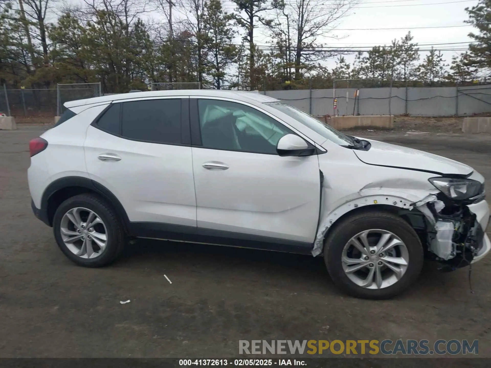 13 fotografías del automóvil dañado KL4MMBS2XNB120653 BUICK ENCORE GX 2022