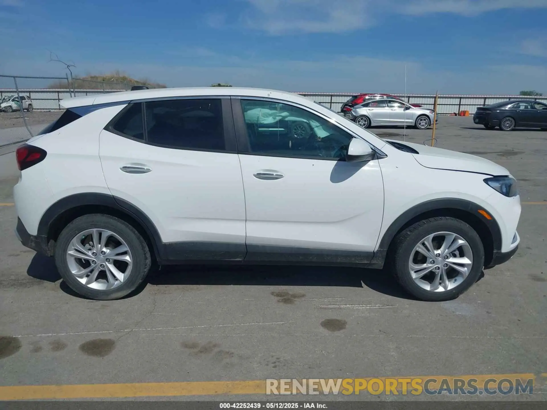 13 fotografías del automóvil dañado KL4MMCSL0NB081828 BUICK ENCORE GX 2022