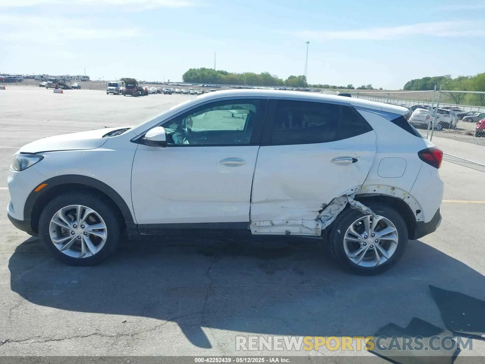 14 fotografías del automóvil dañado KL4MMCSL0NB081828 BUICK ENCORE GX 2022