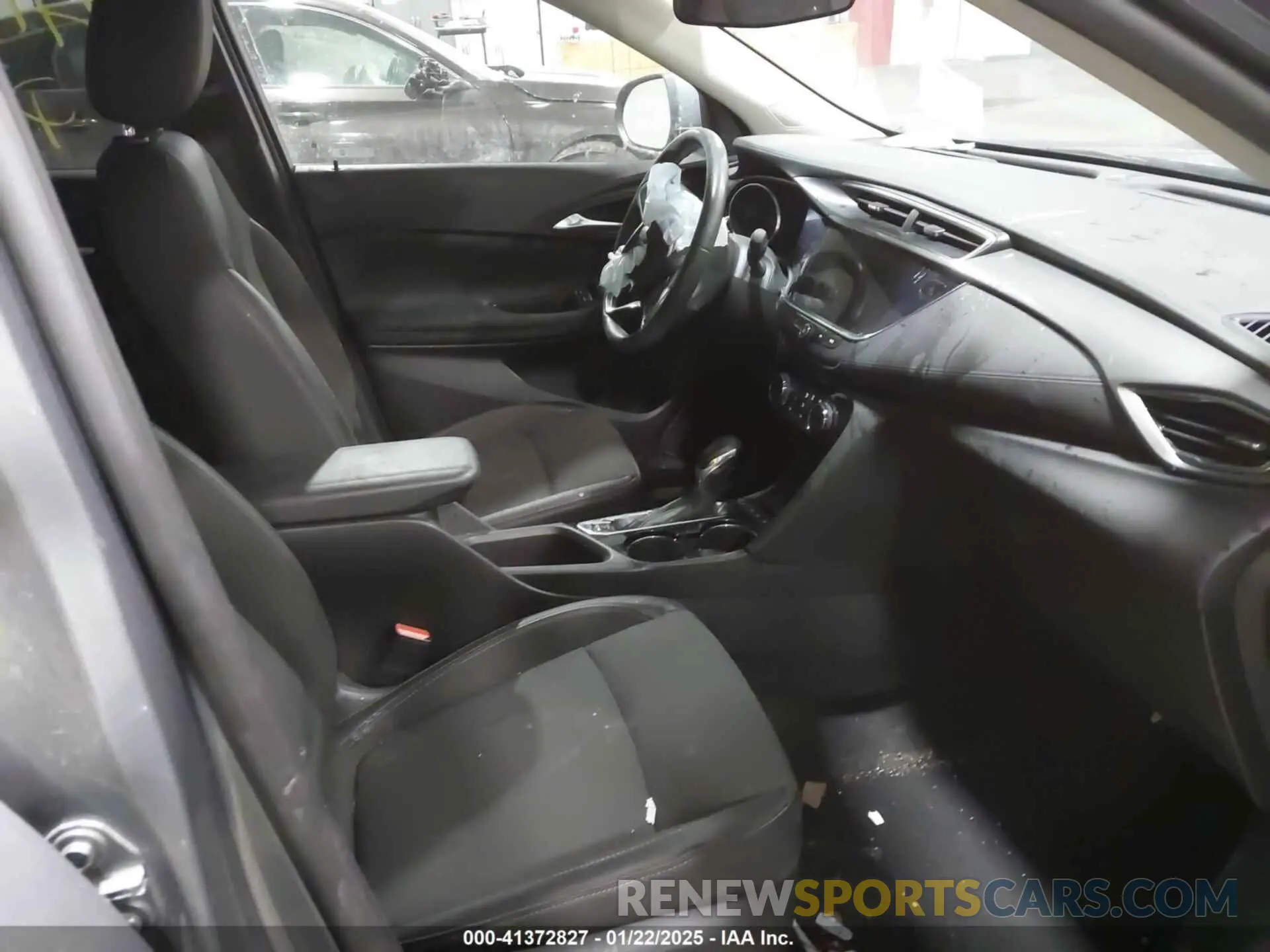 5 fotografías del automóvil dañado KL4MMCSL4NB052333 BUICK ENCORE GX 2022