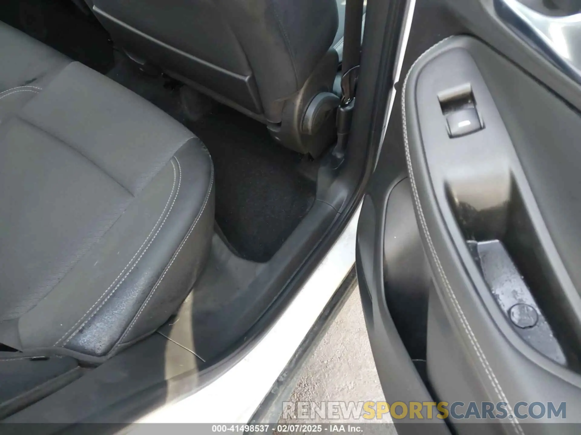 8 fotografías del automóvil dañado KL4MMCSL9NB133117 BUICK ENCORE GX 2022
