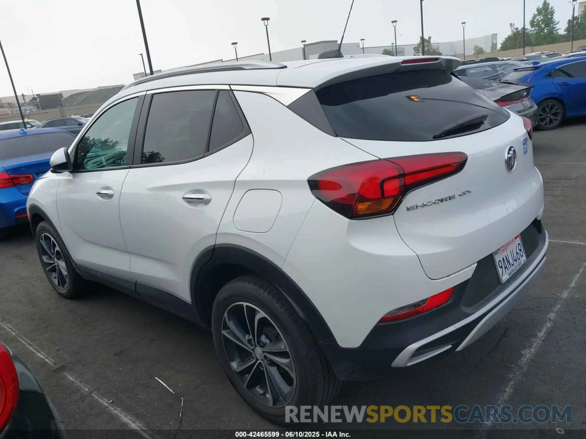 14 fotografías del automóvil dañado KL4MMDS26NB095858 BUICK ENCORE GX 2022