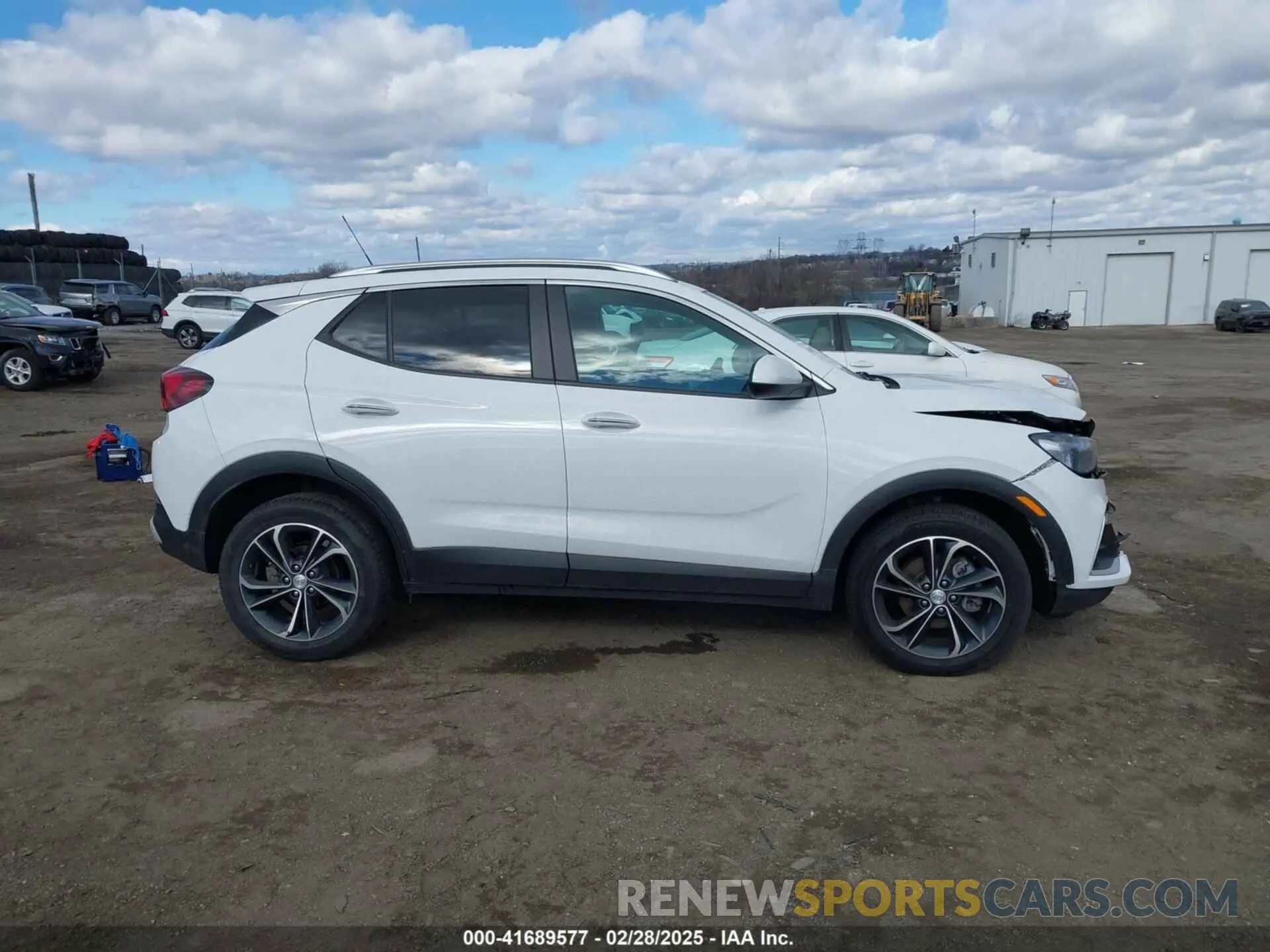 13 fotografías del automóvil dañado KL4MMDS29NB117352 BUICK ENCORE GX 2022