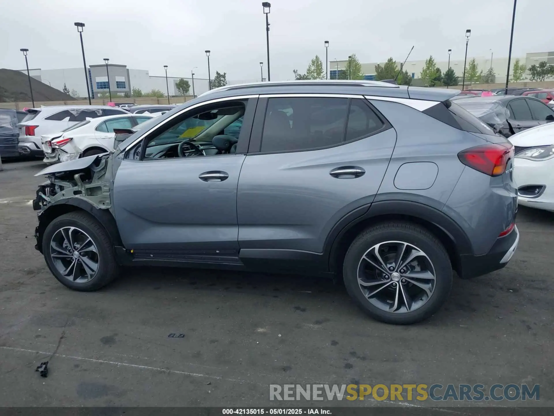 15 fotografías del automóvil dañado KL4MMDSL3NB029227 BUICK ENCORE GX 2022