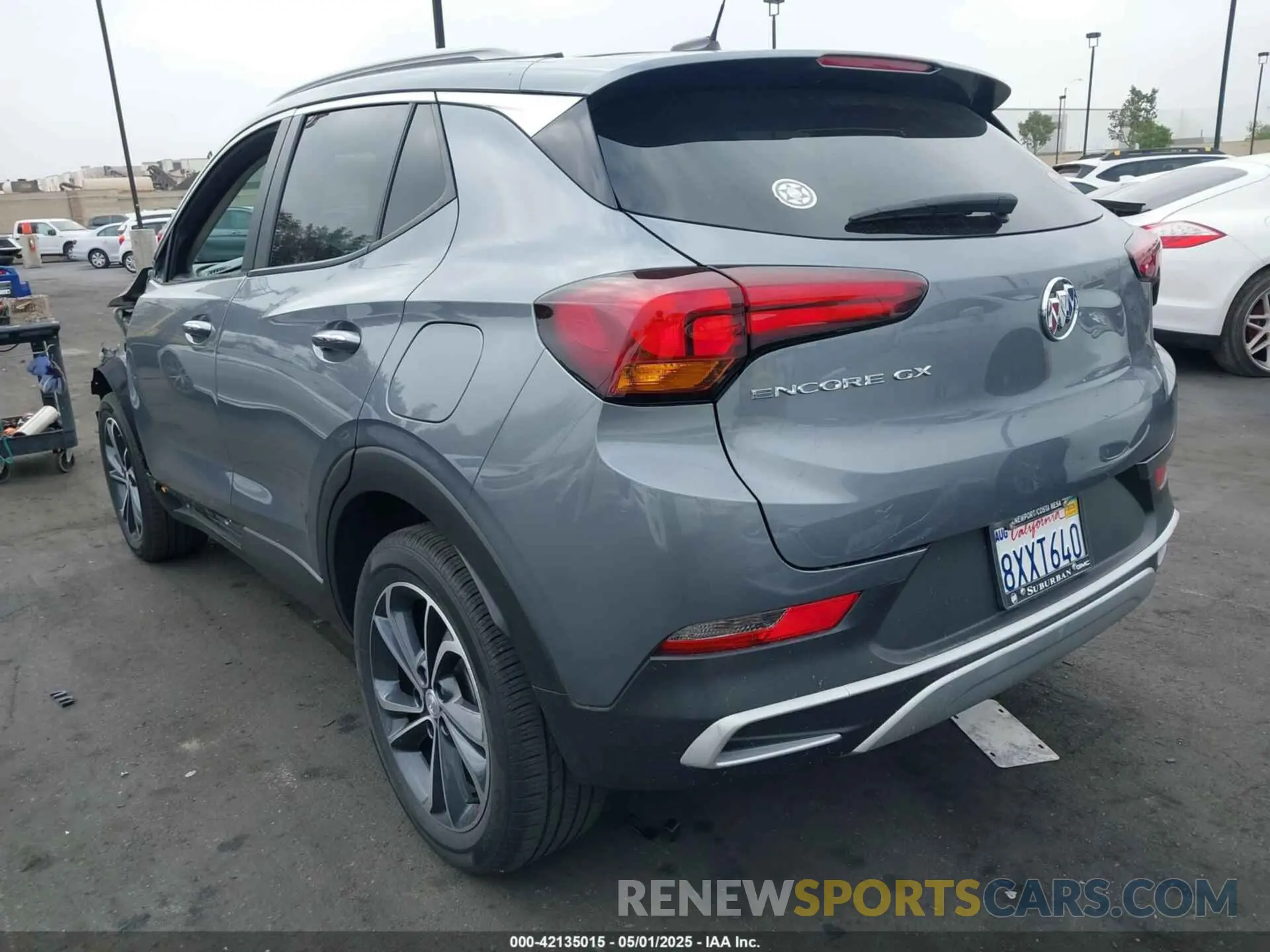 3 fotografías del automóvil dañado KL4MMDSL3NB029227 BUICK ENCORE GX 2022