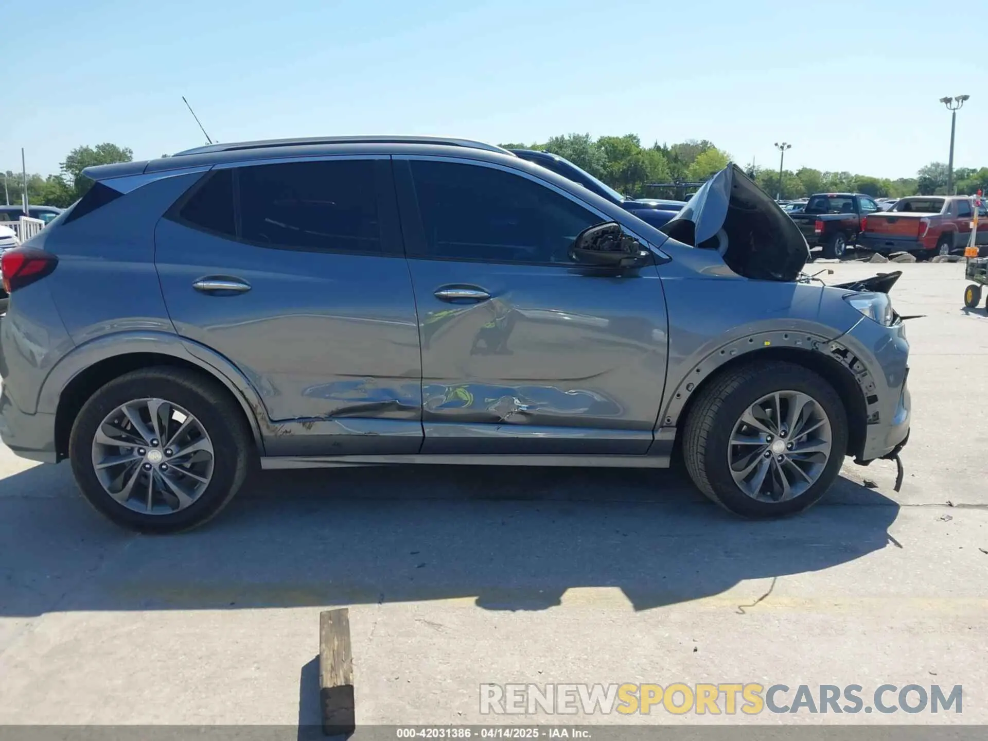 13 fotografías del automóvil dañado KL4MMDSL3NB049347 BUICK ENCORE GX 2022