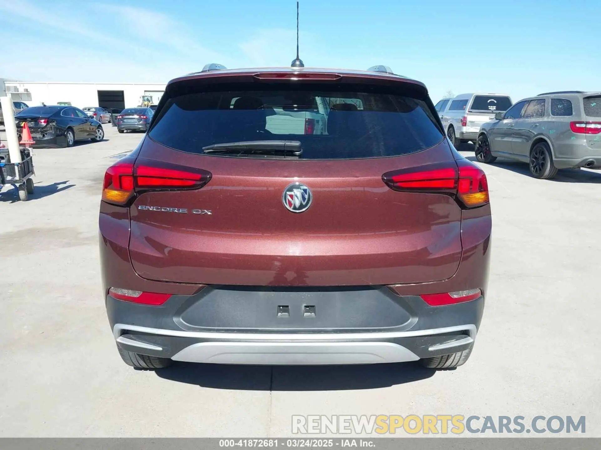 16 fotografías del automóvil dañado KL4MMDSL9NB049479 BUICK ENCORE GX 2022