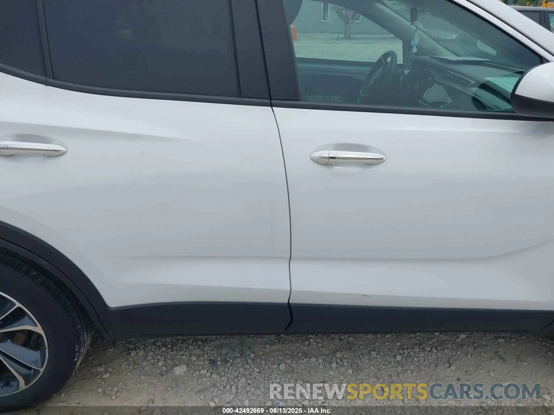 14 fotografías del automóvil dañado KL4MMESL1NB114332 BUICK ENCORE GX 2022