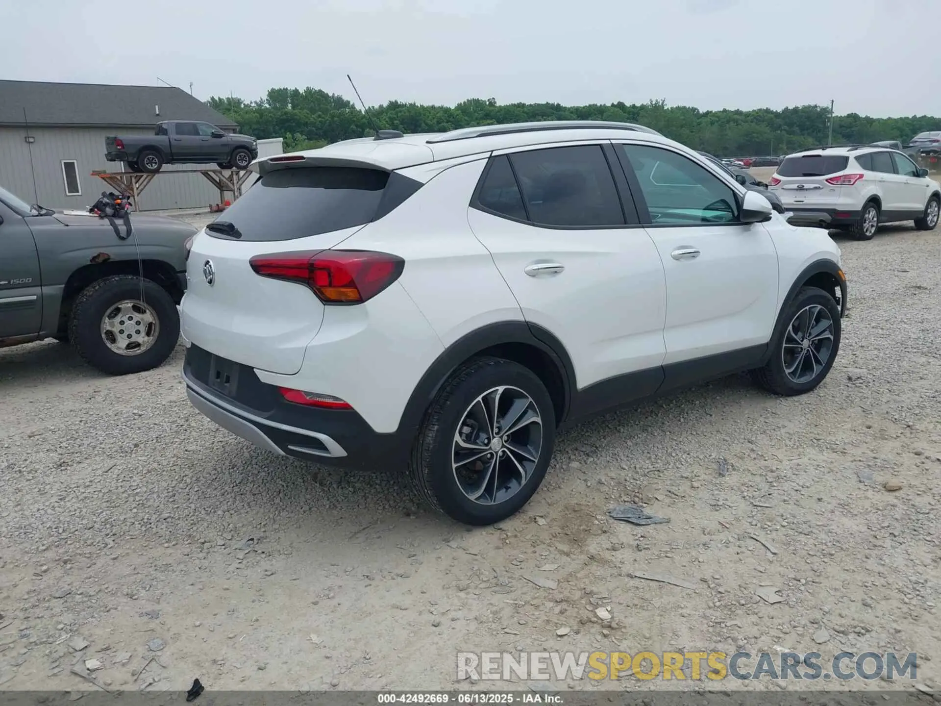 4 fotografías del automóvil dañado KL4MMESL1NB114332 BUICK ENCORE GX 2022