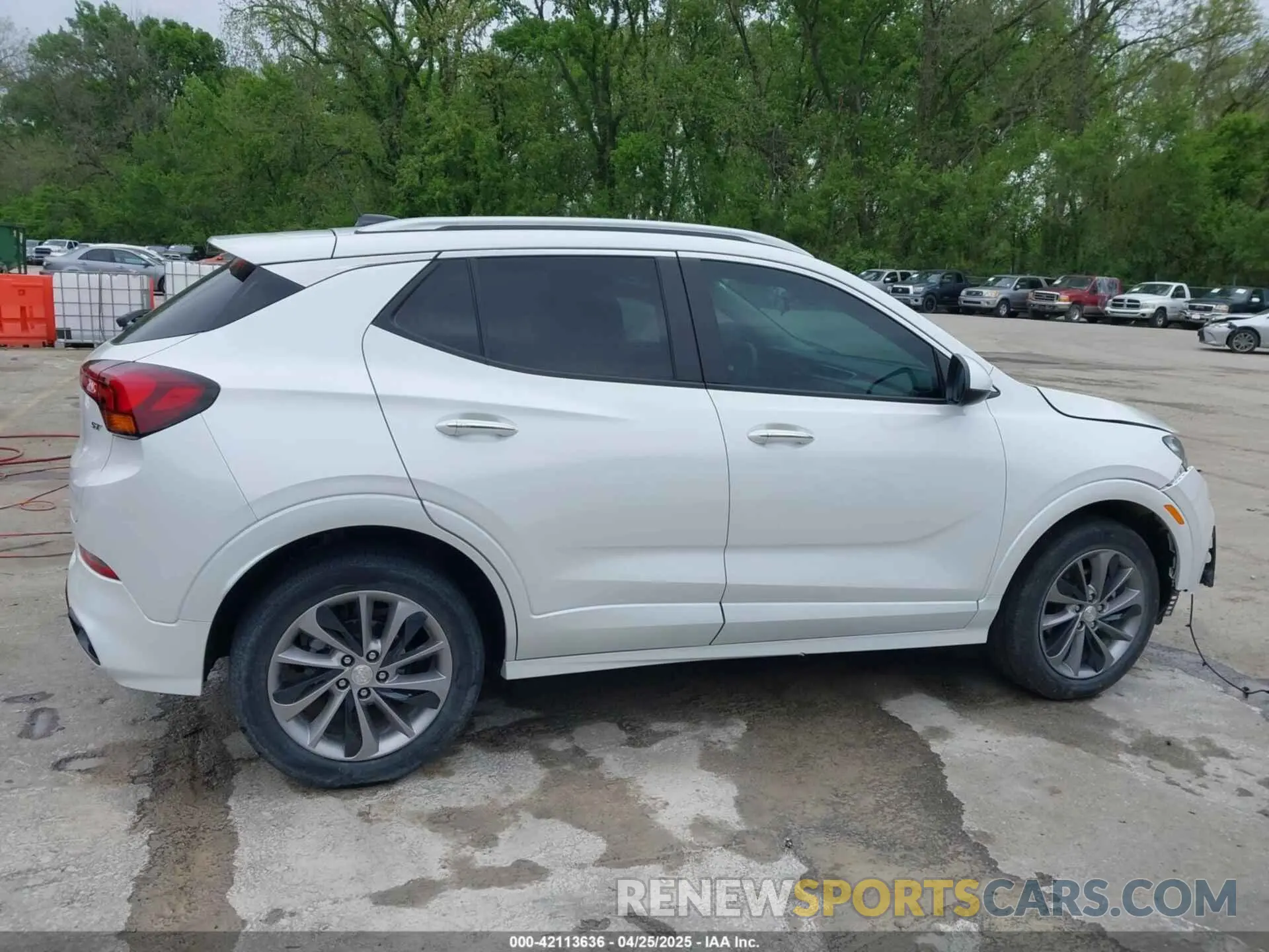 13 fotografías del automóvil dañado KL4MMESL4NB122084 BUICK ENCORE GX 2022
