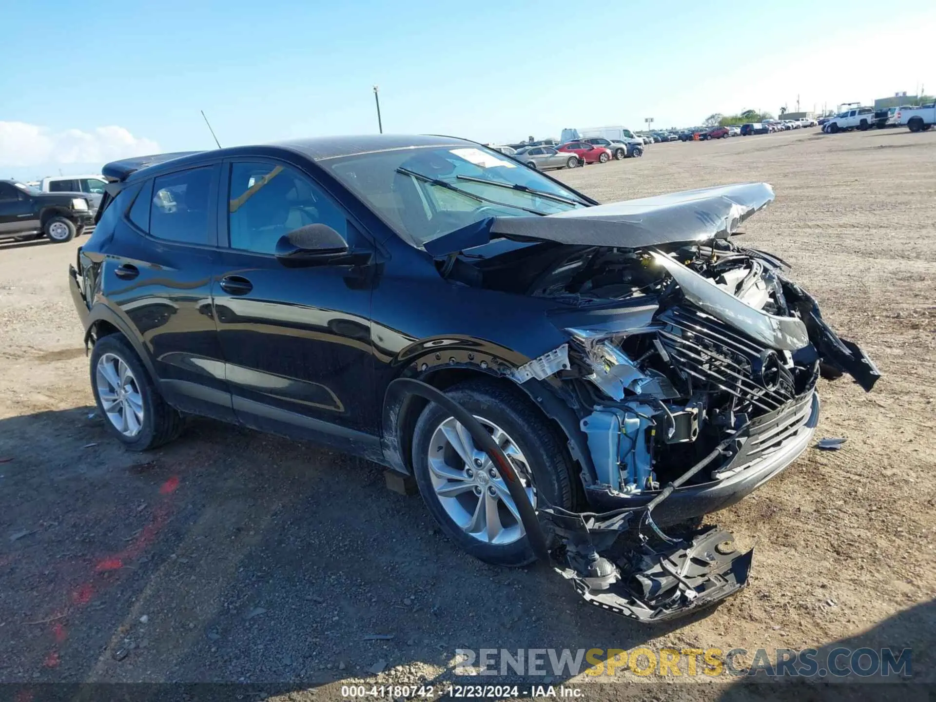 13 fotografías del automóvil dañado KL4MMBS20PB105971 BUICK ENCORE GX 2023