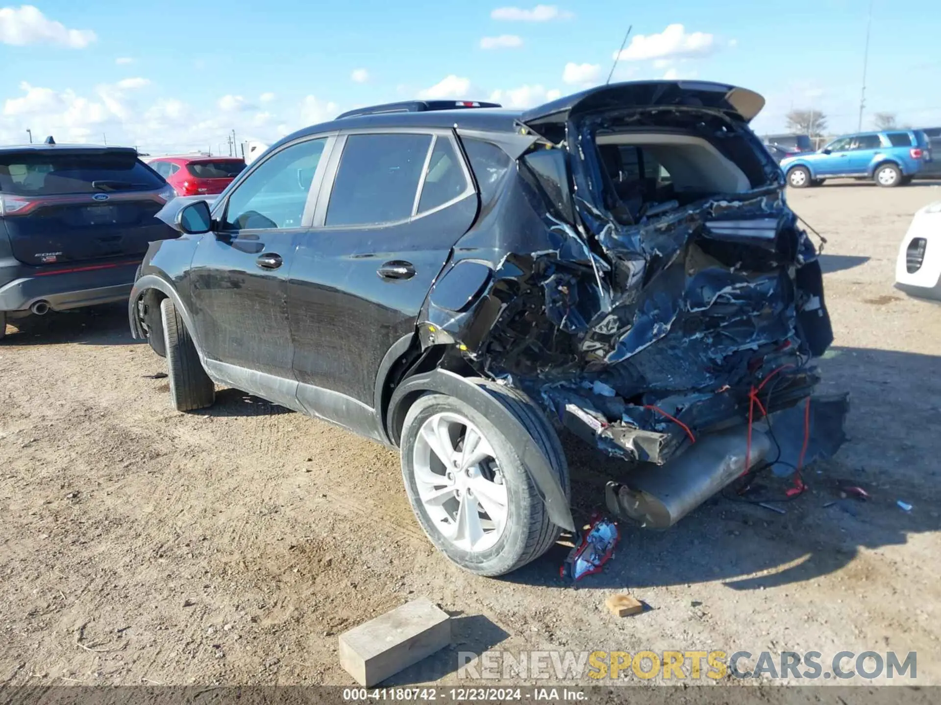 3 fotografías del automóvil dañado KL4MMBS20PB105971 BUICK ENCORE GX 2023