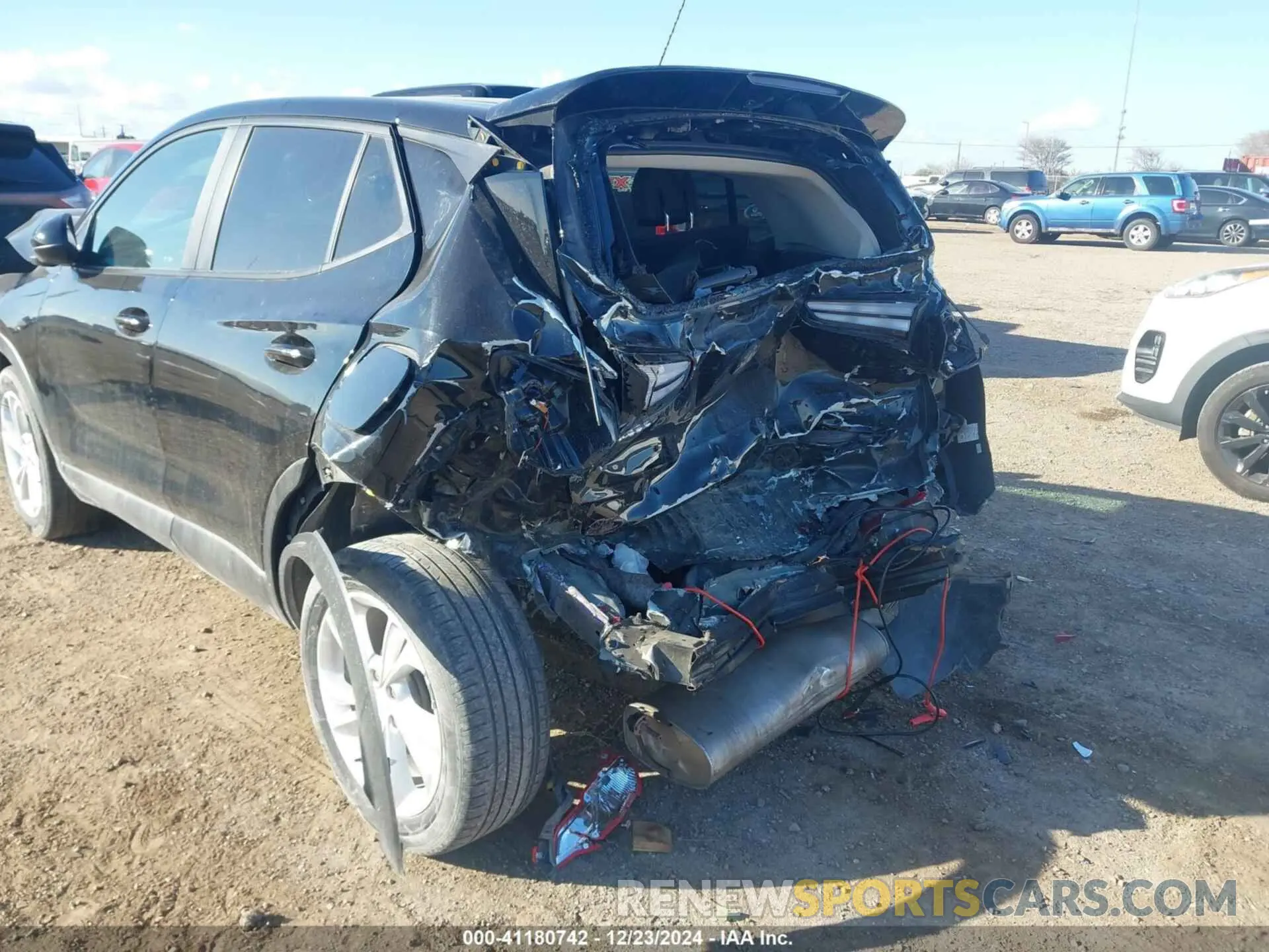 6 fotografías del automóvil dañado KL4MMBS20PB105971 BUICK ENCORE GX 2023