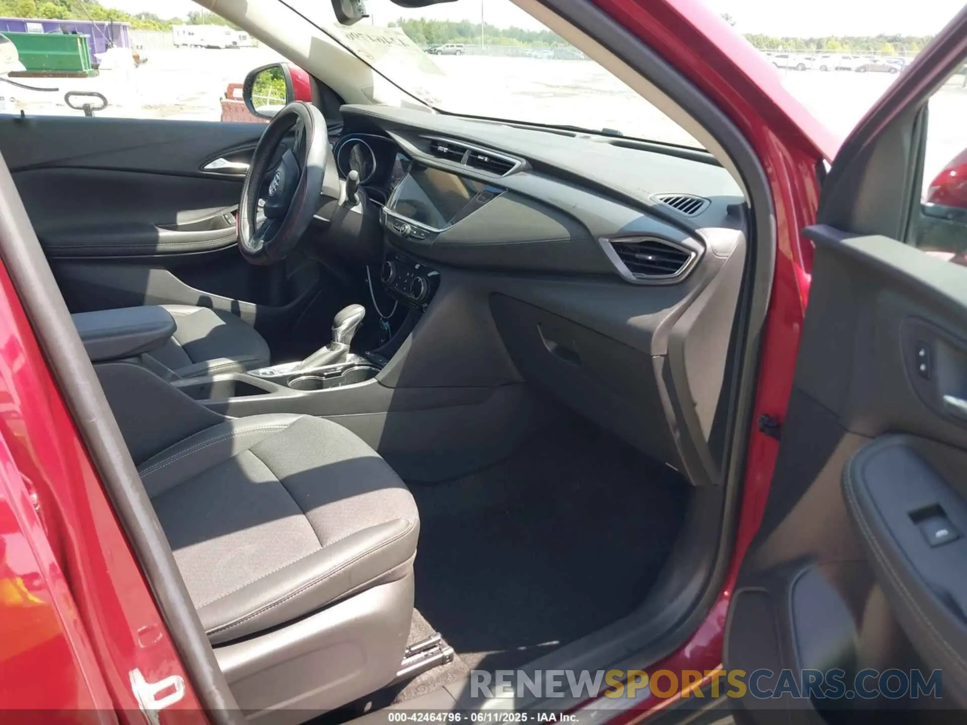 5 fotografías del automóvil dañado KL4MMBS22PB142844 BUICK ENCORE GX 2023