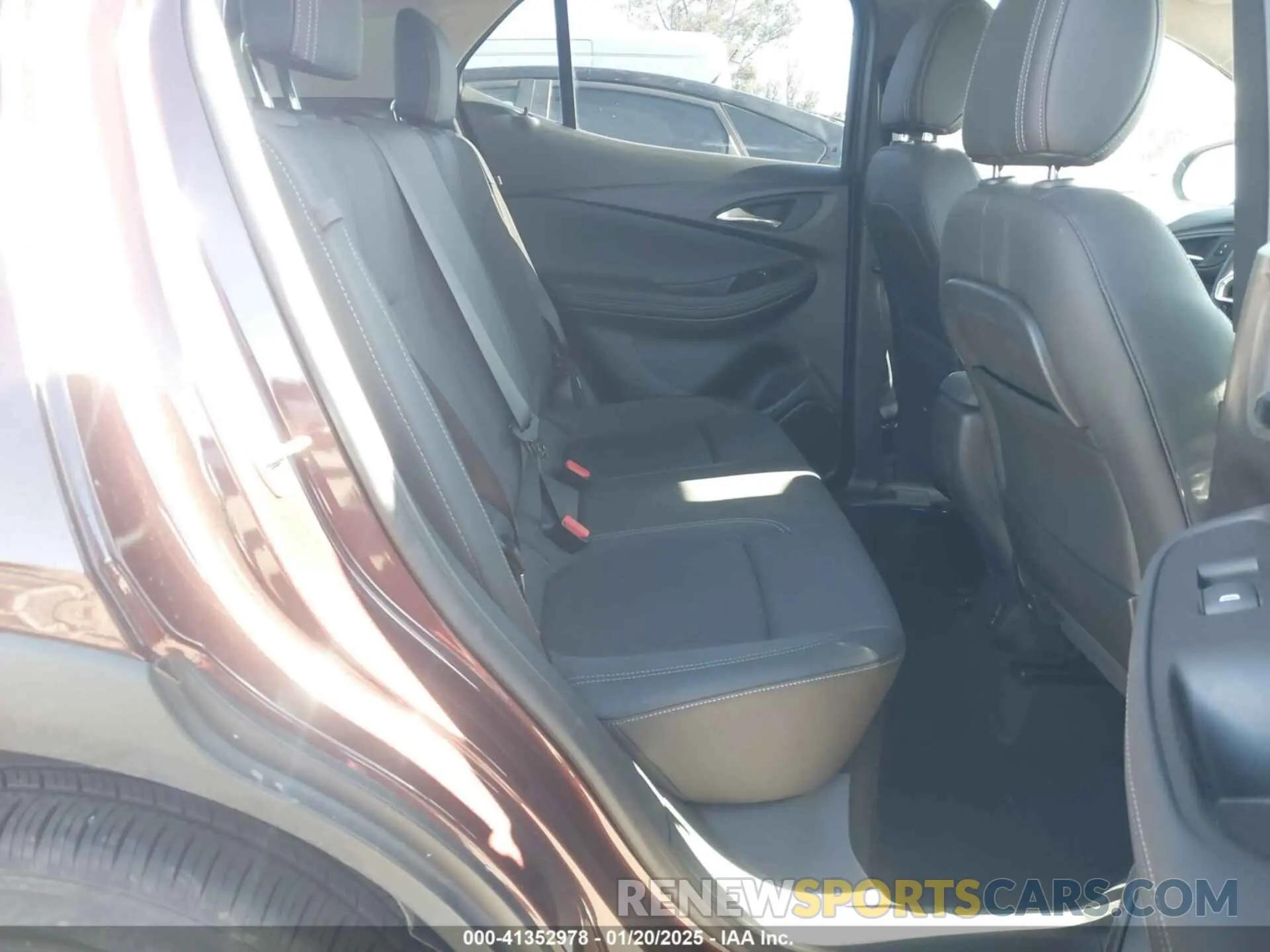 8 fotografías del automóvil dañado KL4MMBS25PB099410 BUICK ENCORE GX 2023
