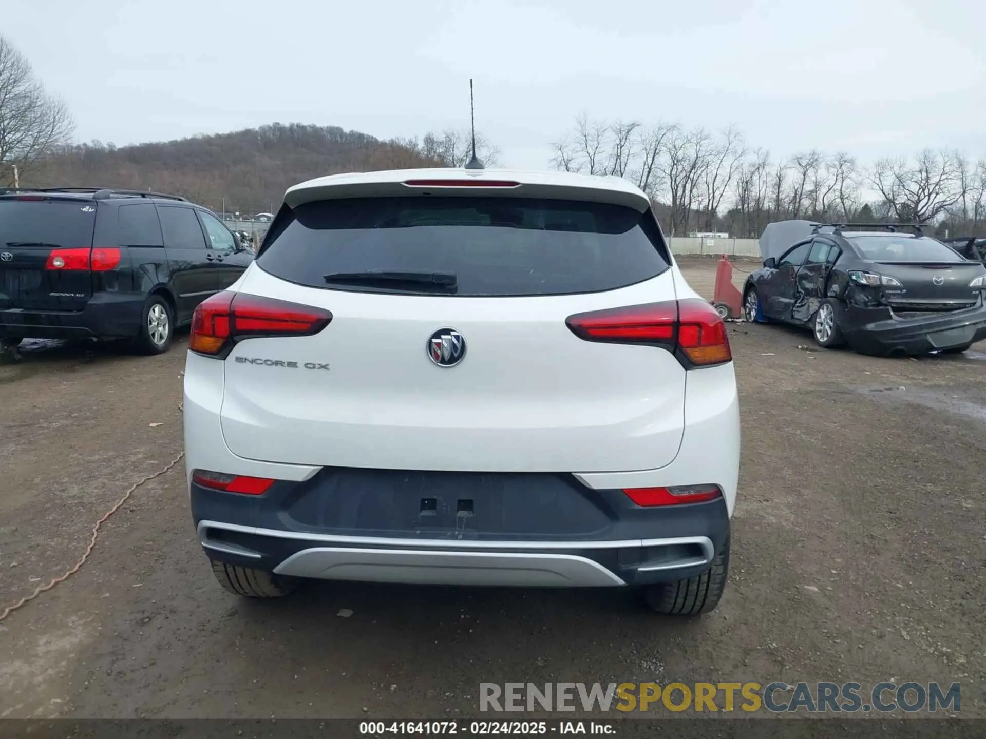16 fotografías del automóvil dañado KL4MMBS28PB100260 BUICK ENCORE GX 2023
