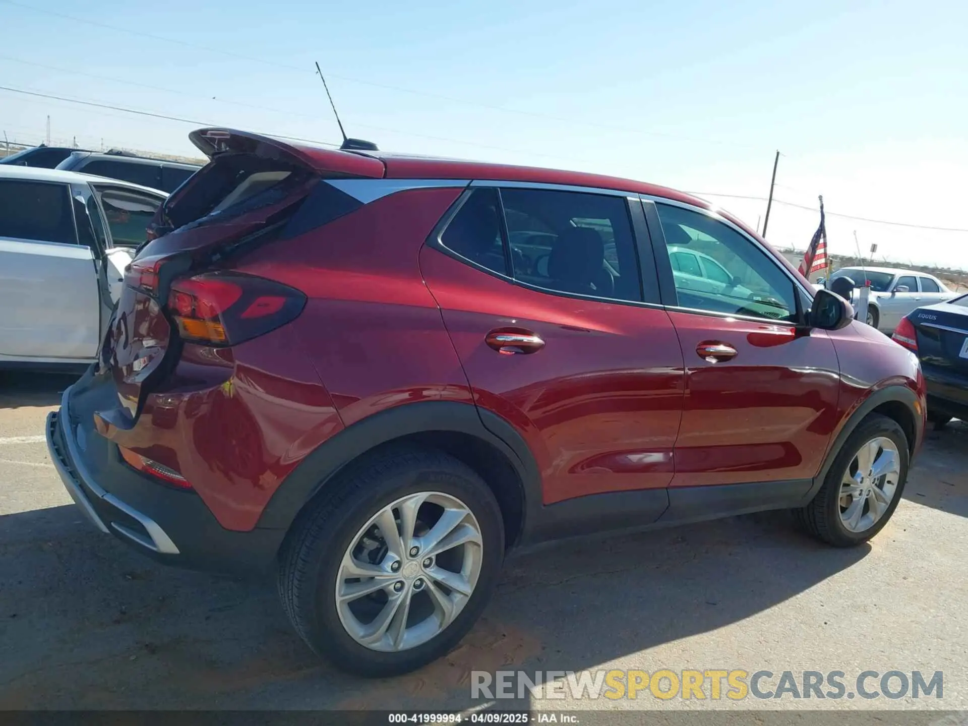 13 fotografías del automóvil dañado KL4MMBS29PB109145 BUICK ENCORE GX 2023