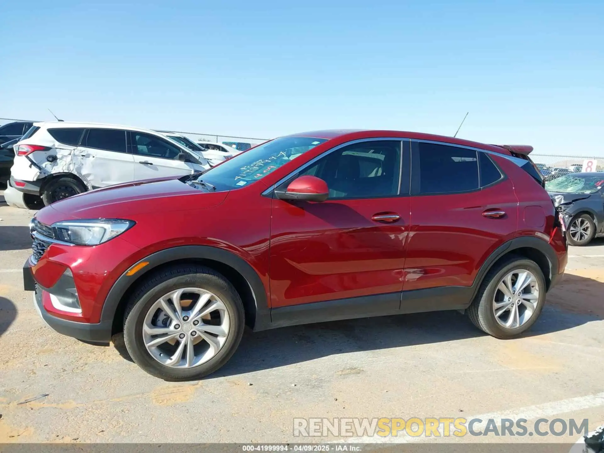 14 fotografías del automóvil dañado KL4MMBS29PB109145 BUICK ENCORE GX 2023