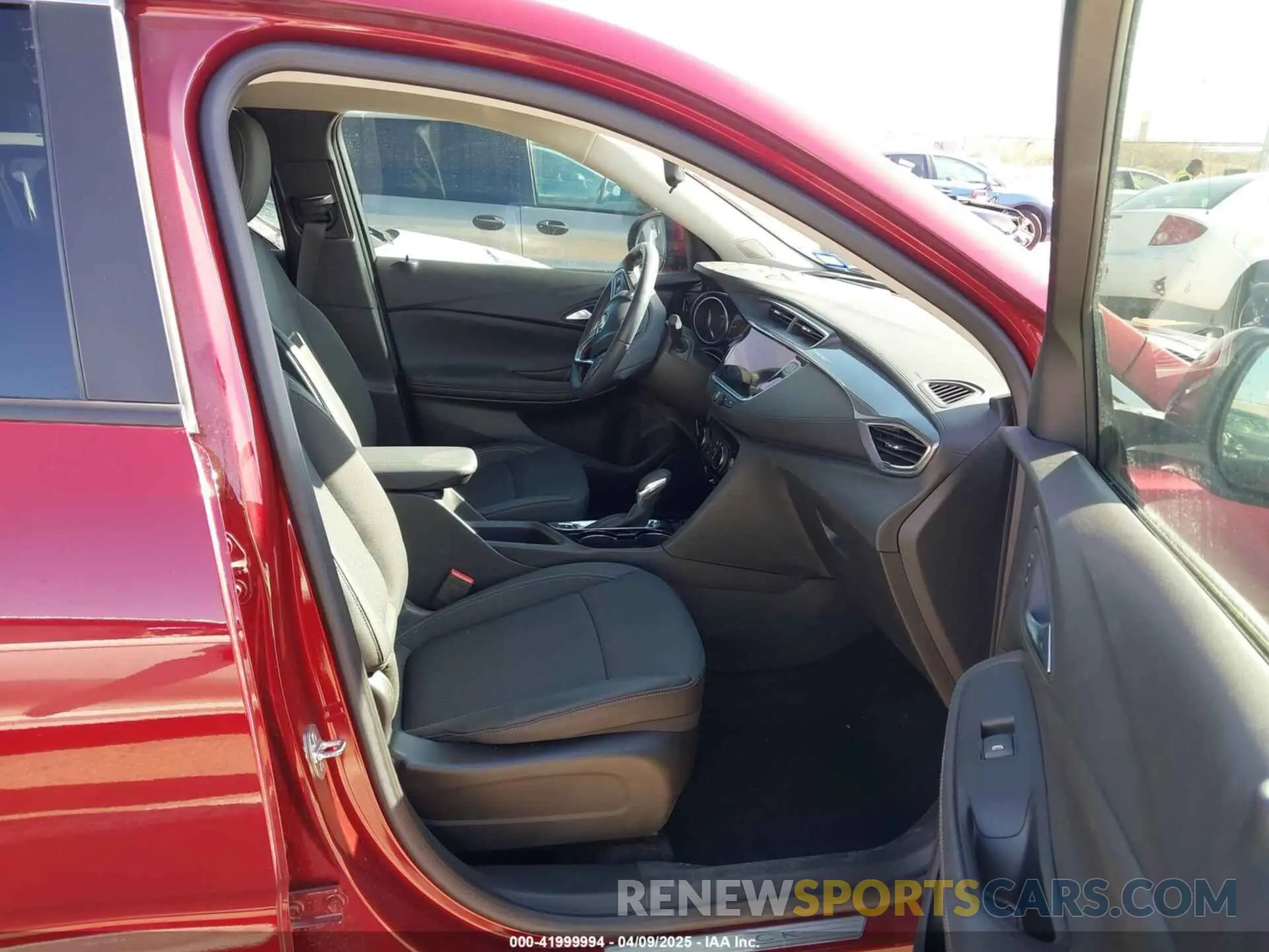 5 fotografías del automóvil dañado KL4MMBS29PB109145 BUICK ENCORE GX 2023