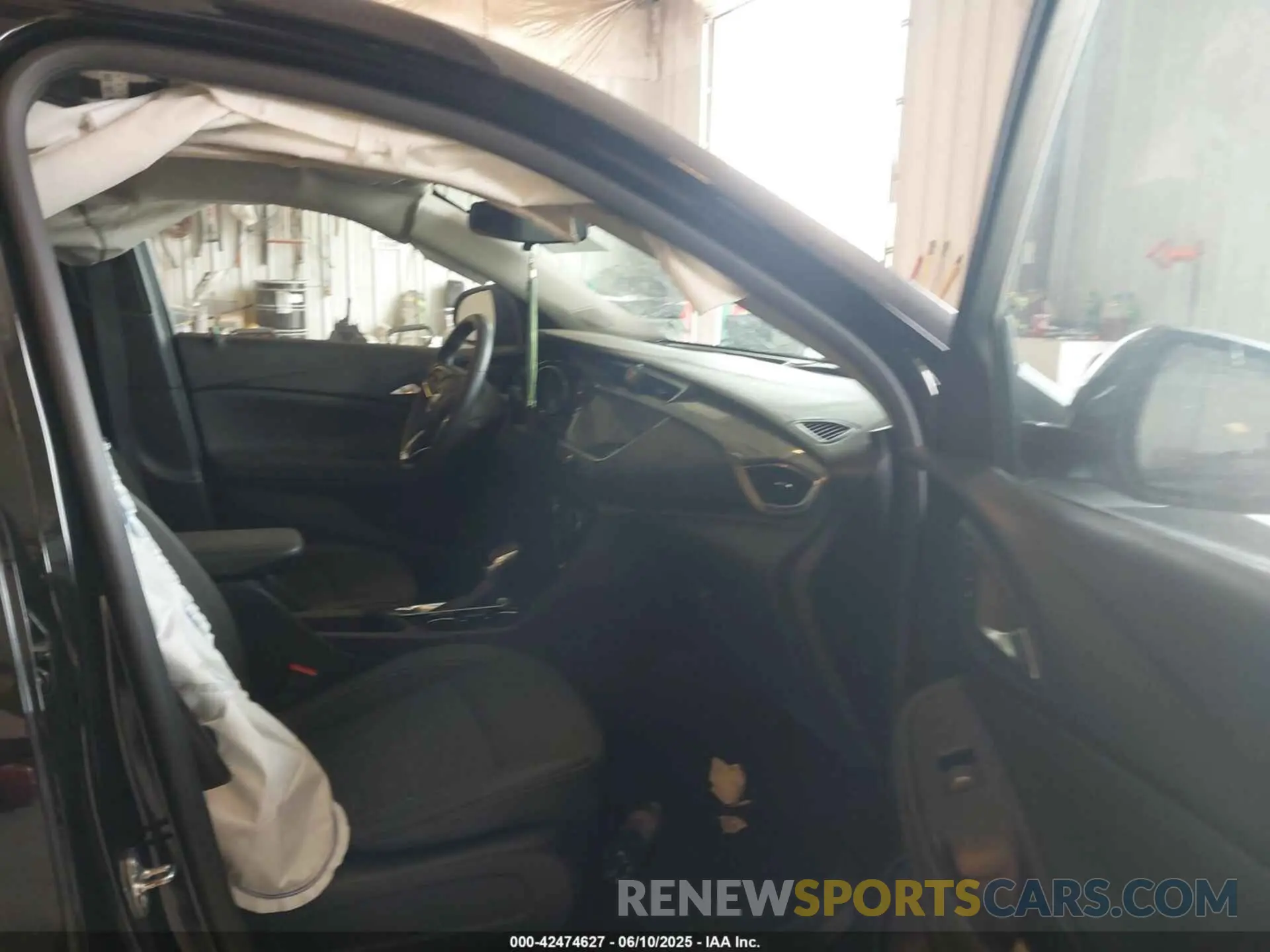 5 fotografías del automóvil dañado KL4MMCSL7PB158519 BUICK ENCORE GX 2023