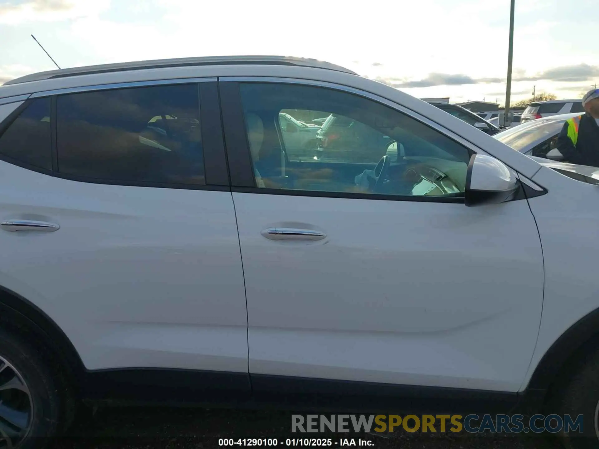 13 fotografías del automóvil dañado KL4MMDS21PB048093 BUICK ENCORE GX 2023