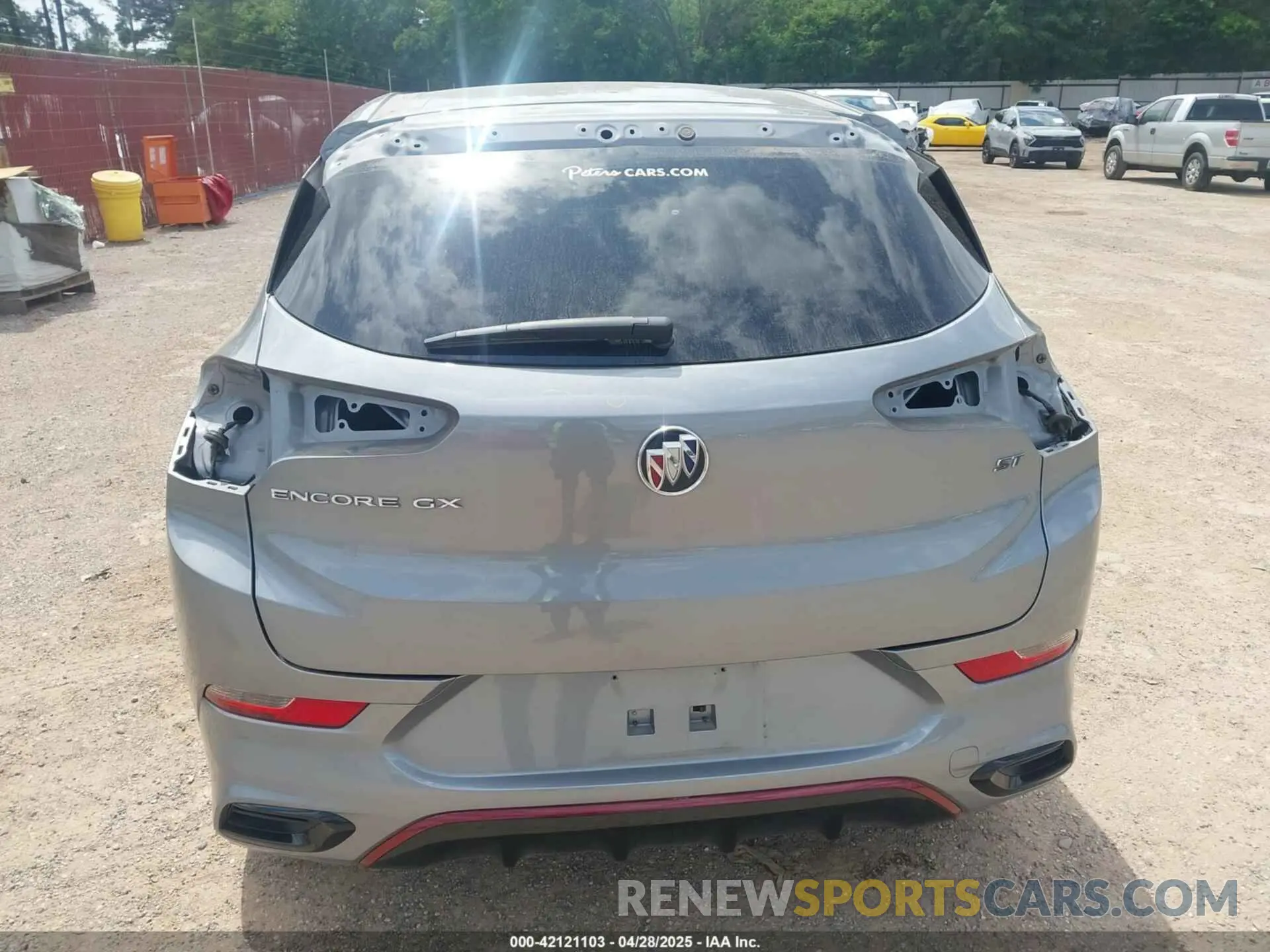 17 fotografías del automóvil dañado KL4MMDS21PB121589 BUICK ENCORE GX 2023