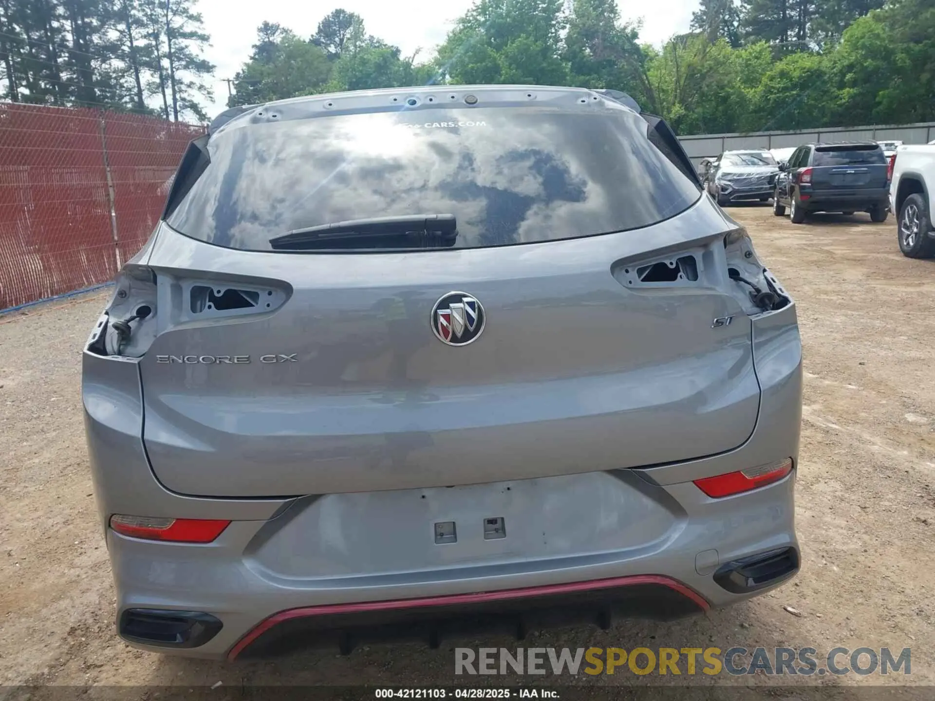 18 fotografías del automóvil dañado KL4MMDS21PB121589 BUICK ENCORE GX 2023