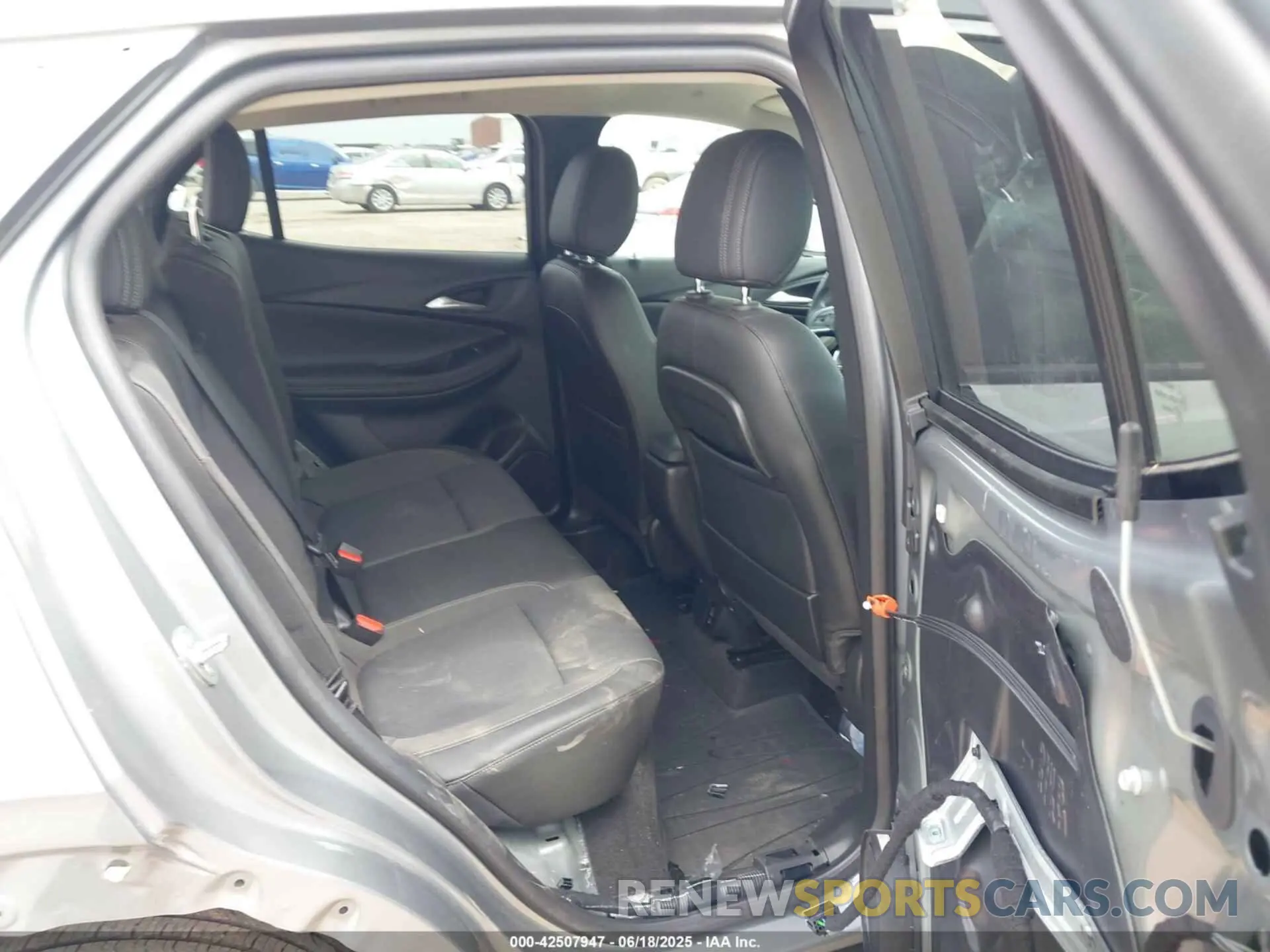 8 fotografías del automóvil dañado KL4MMDS22PB151670 BUICK ENCORE GX 2023