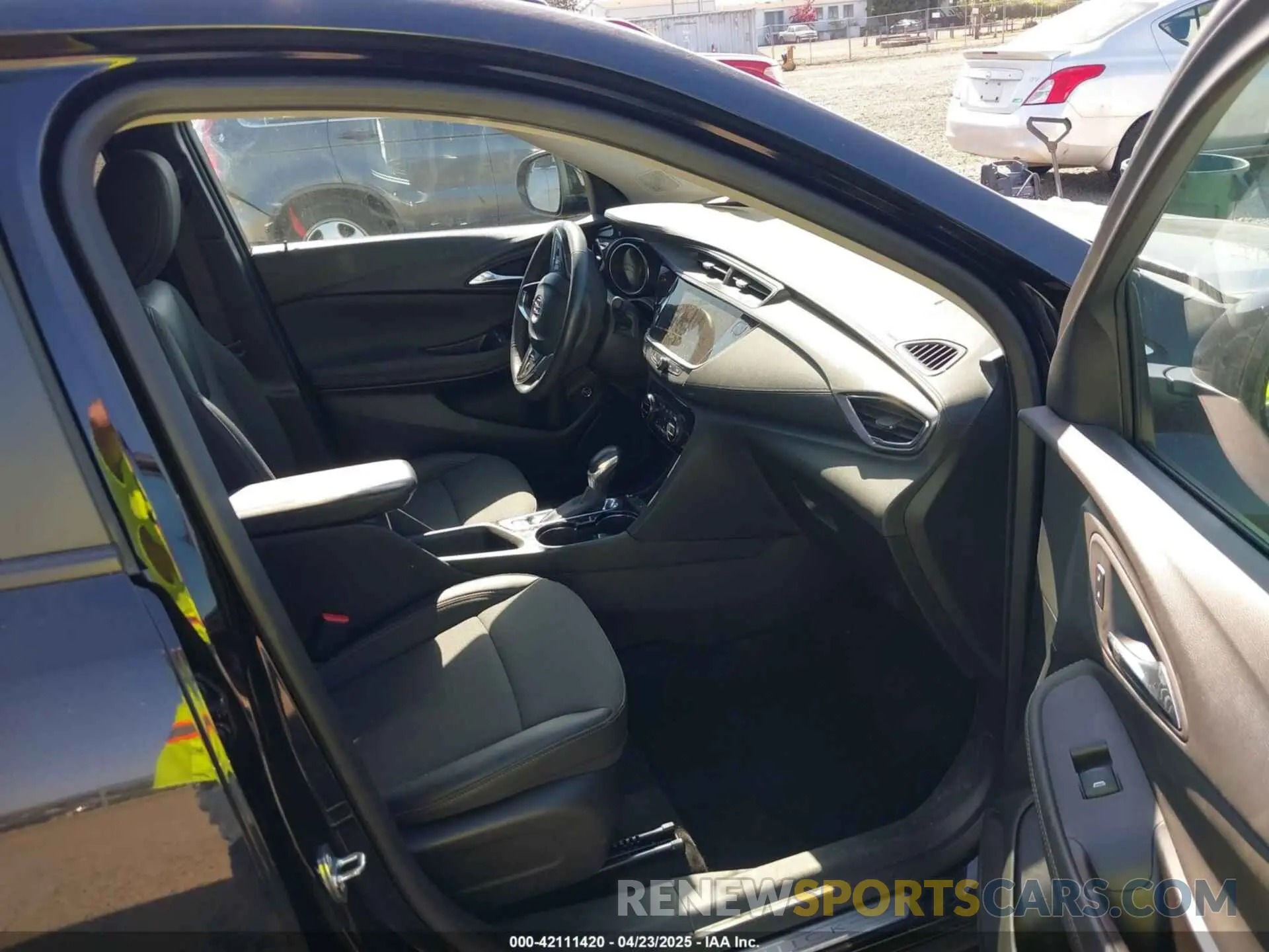 5 fotografías del automóvil dañado KL4MMDS25PB135740 BUICK ENCORE GX 2023