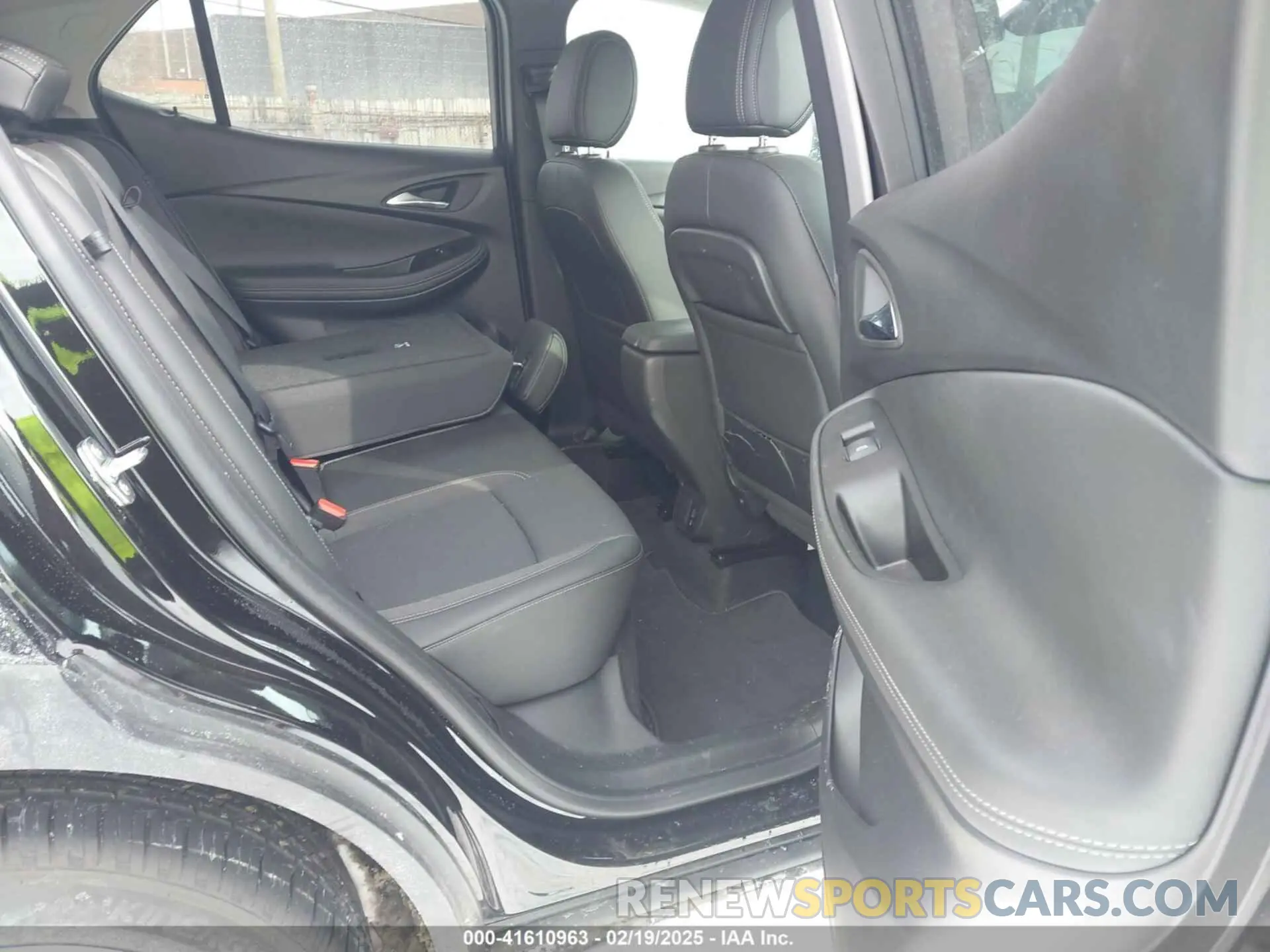 8 fotografías del automóvil dañado KL4MMDS26PB074771 BUICK ENCORE GX 2023