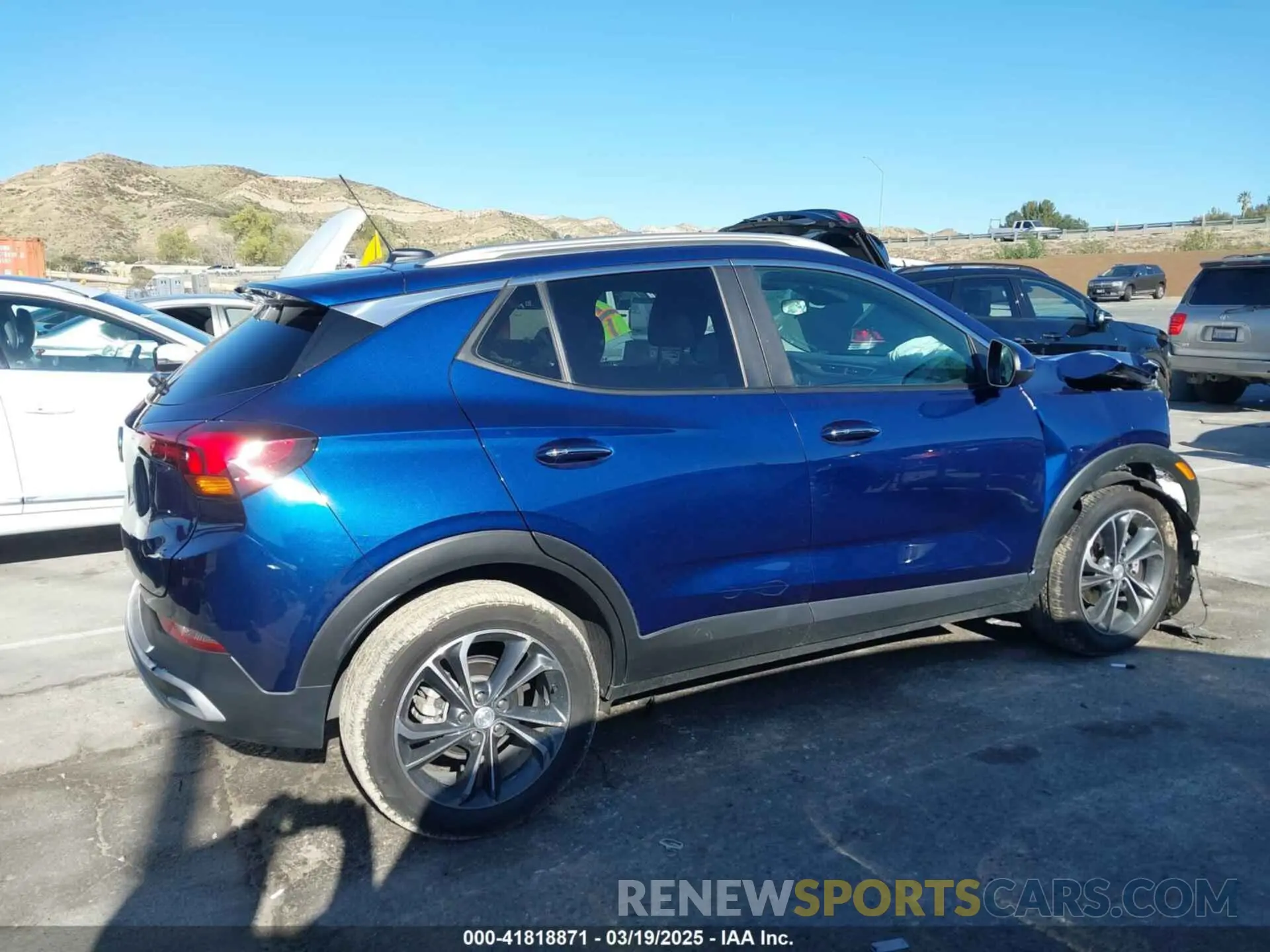 12 fotografías del automóvil dañado KL4MMDS26PB126674 BUICK ENCORE GX 2023