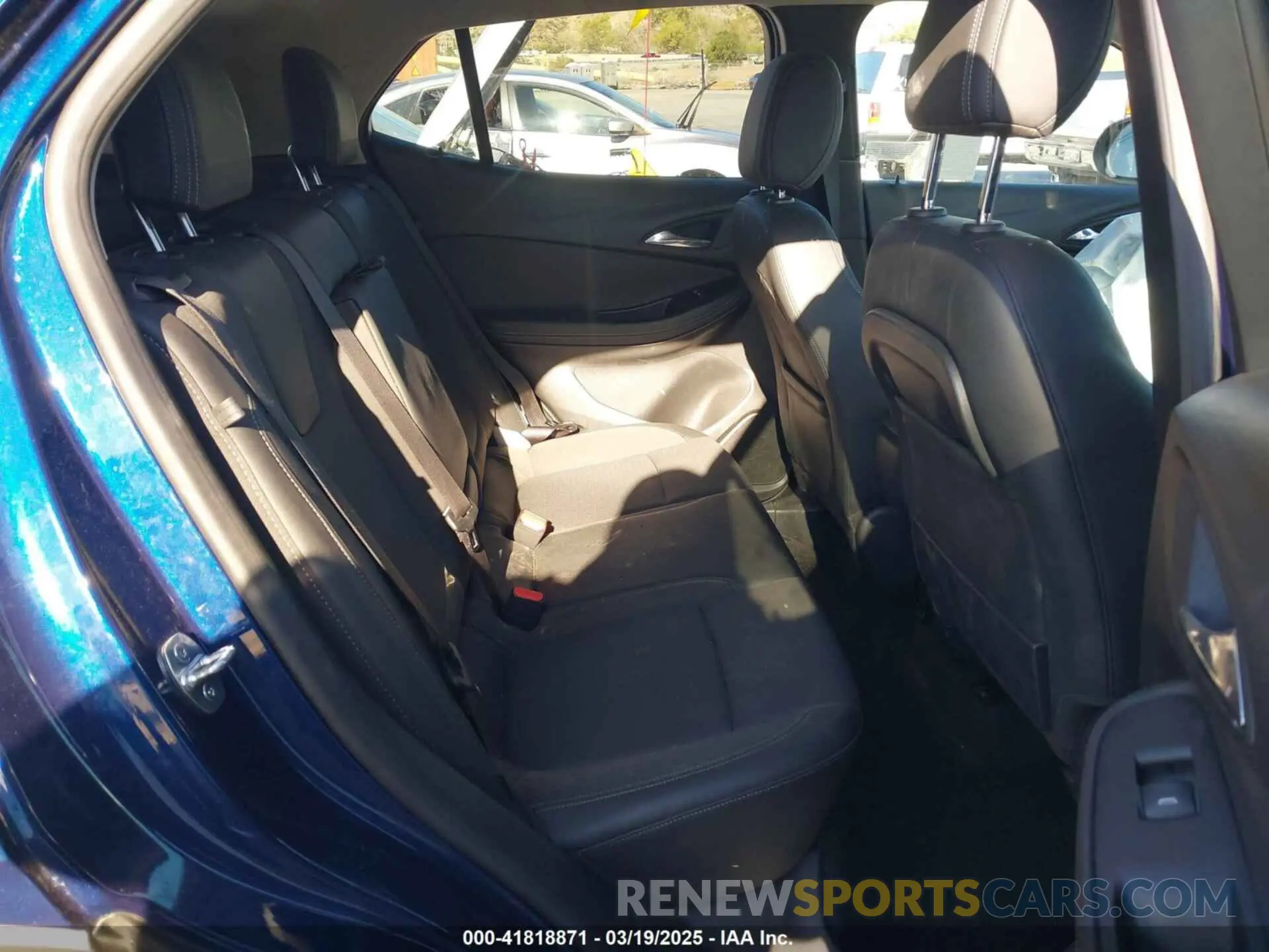 8 fotografías del automóvil dañado KL4MMDS26PB126674 BUICK ENCORE GX 2023