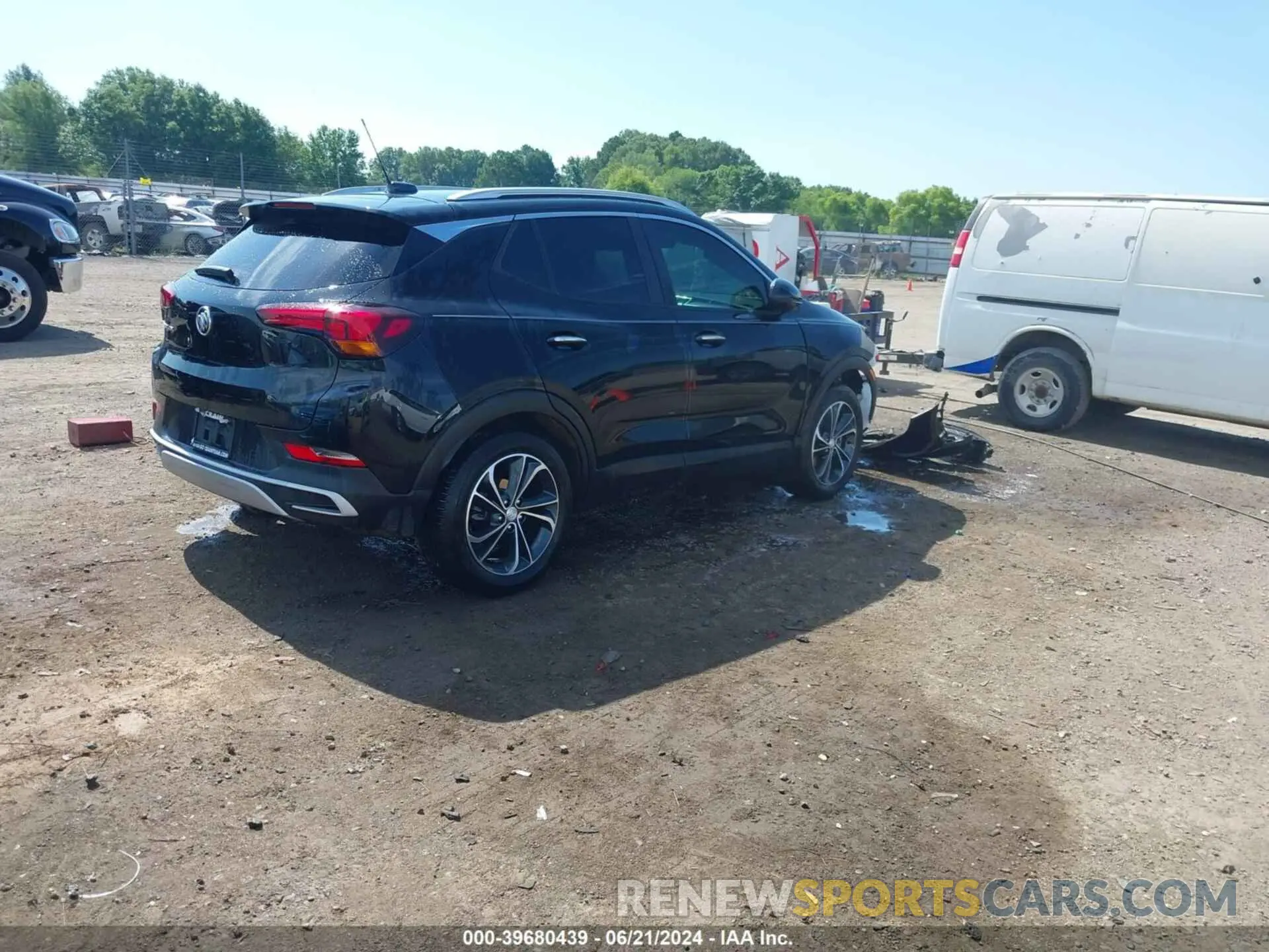 4 fotografías del automóvil dañado KL4MMDS28PB151947 BUICK ENCORE GX 2023