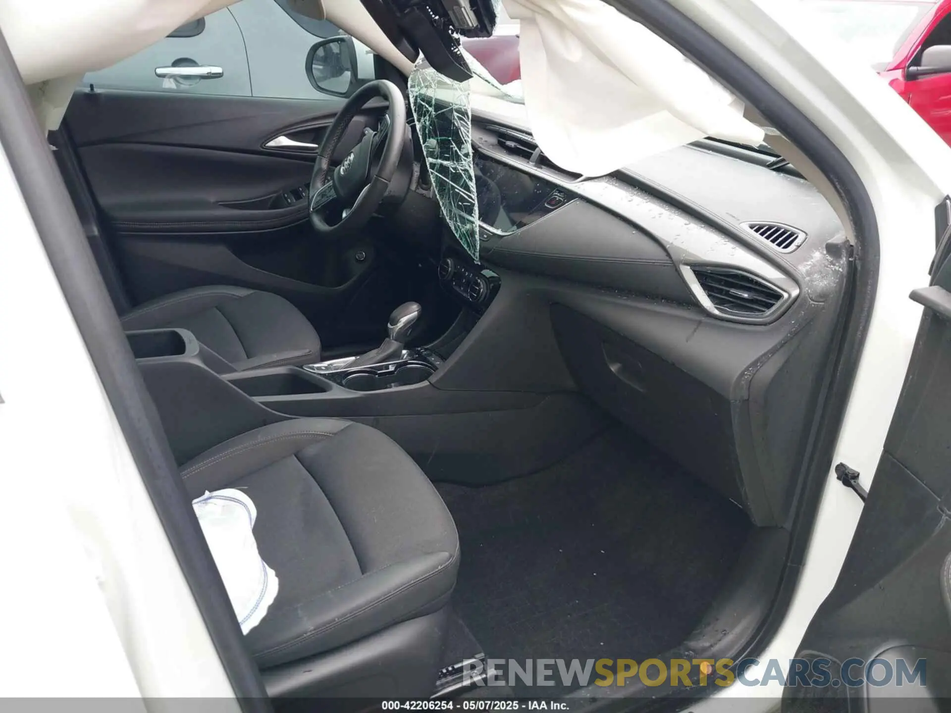 5 fotografías del automóvil dañado KL4MMDS28PB154198 BUICK ENCORE GX 2023
