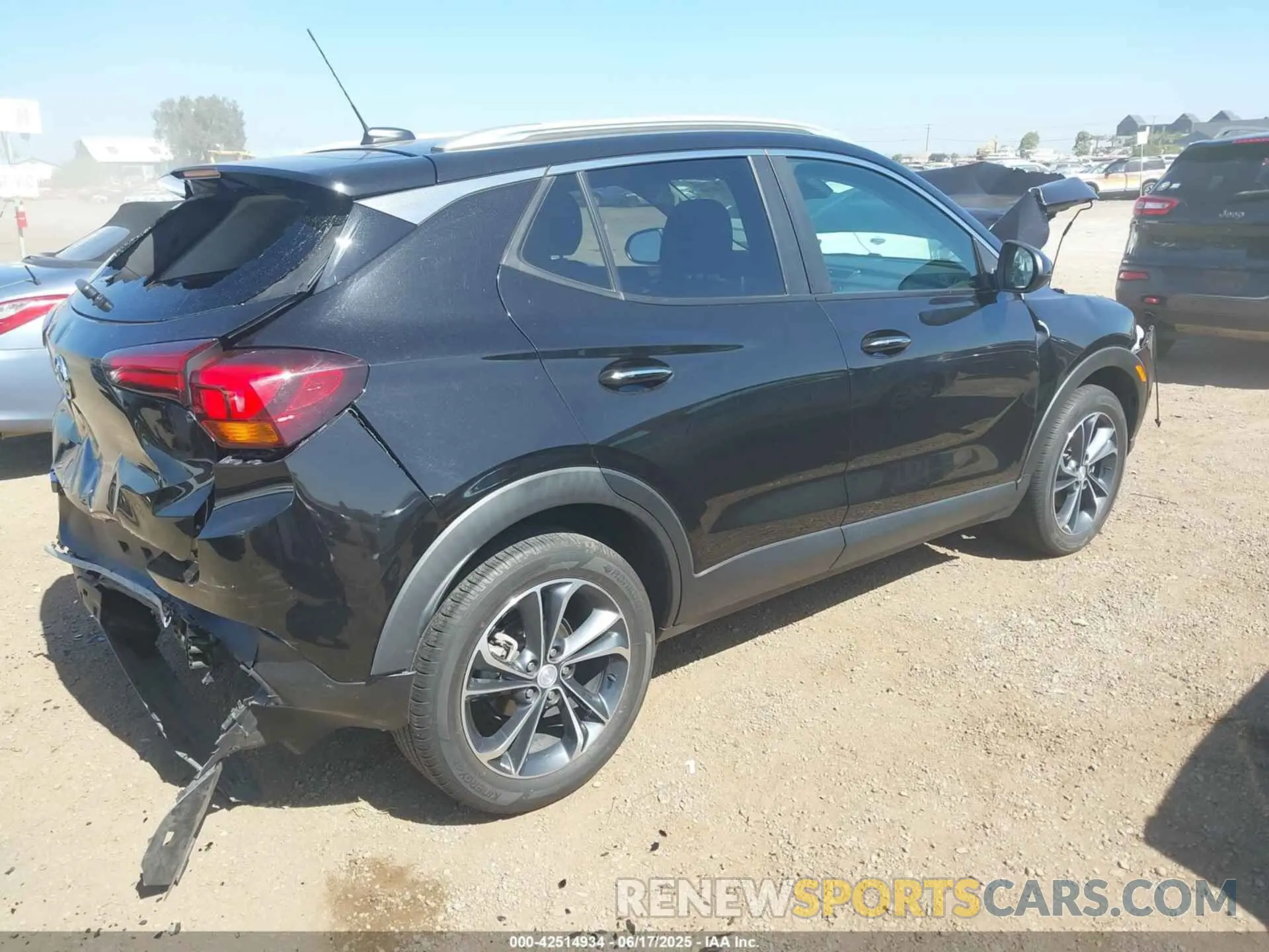 4 fotografías del automóvil dañado KL4MMDS2XPB012337 BUICK ENCORE GX 2023