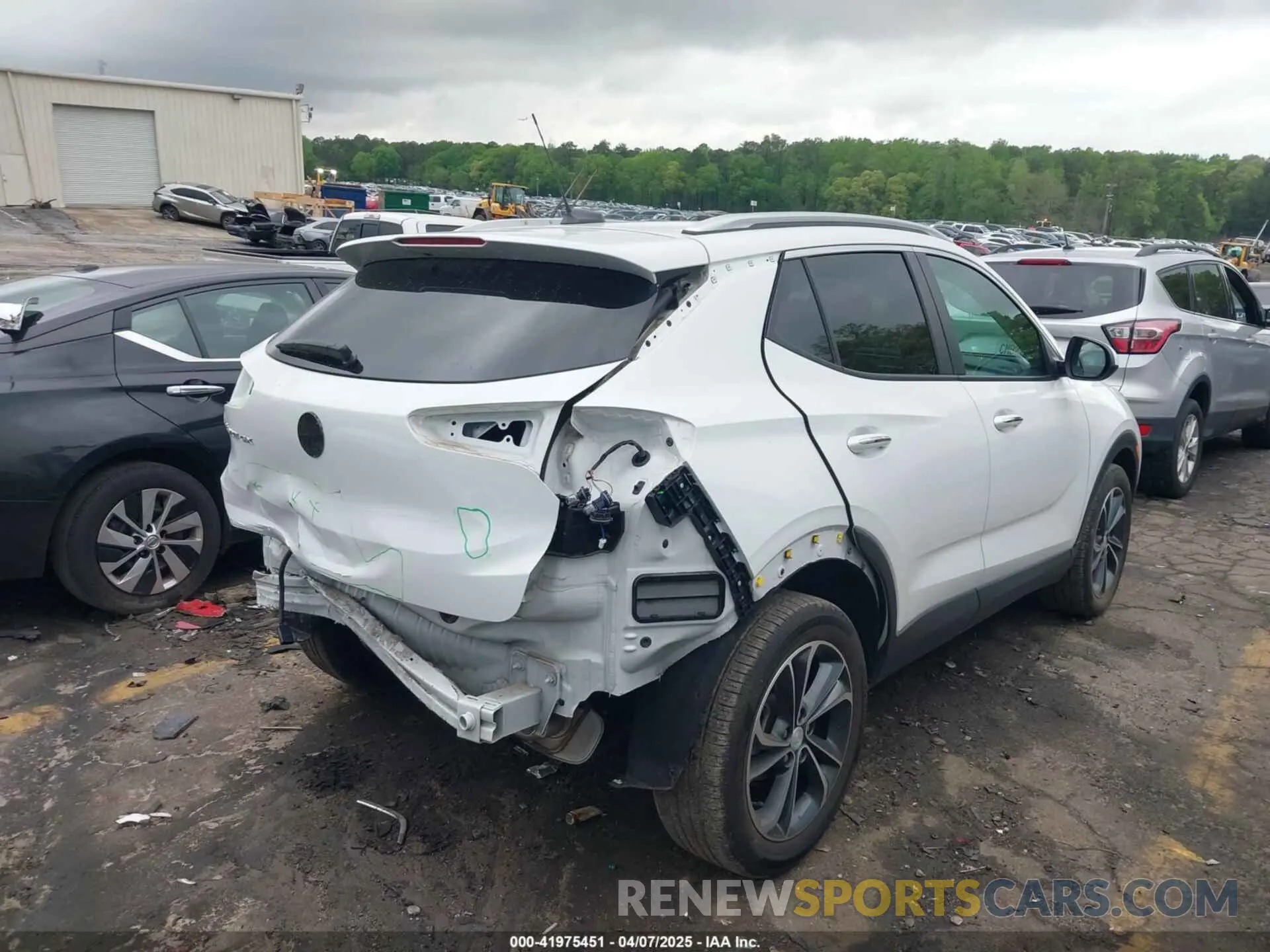 4 fotografías del automóvil dañado KL4MMDSL4PB071652 BUICK ENCORE GX 2023