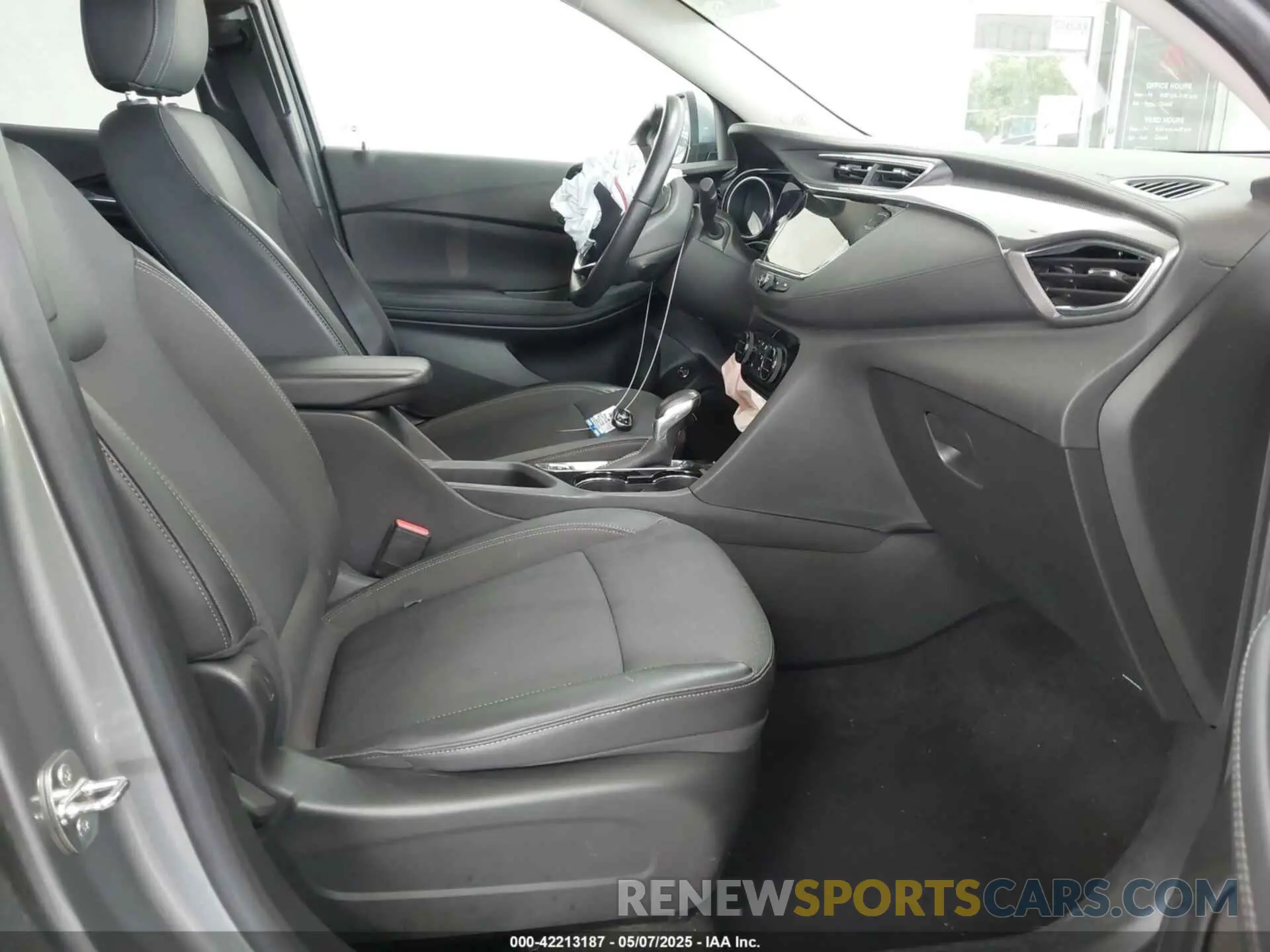 5 fotografías del automóvil dañado KL4MMDSL4PB123491 BUICK ENCORE GX 2023