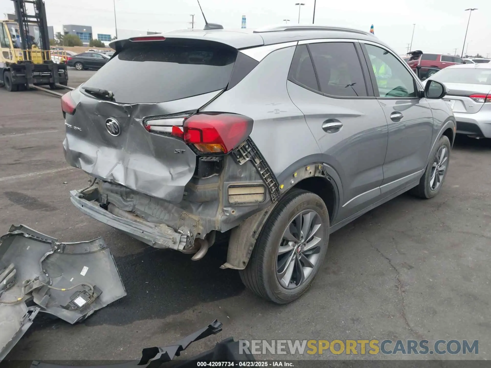 4 fotografías del automóvil dañado KL4MMDSL8PB163721 BUICK ENCORE GX 2023